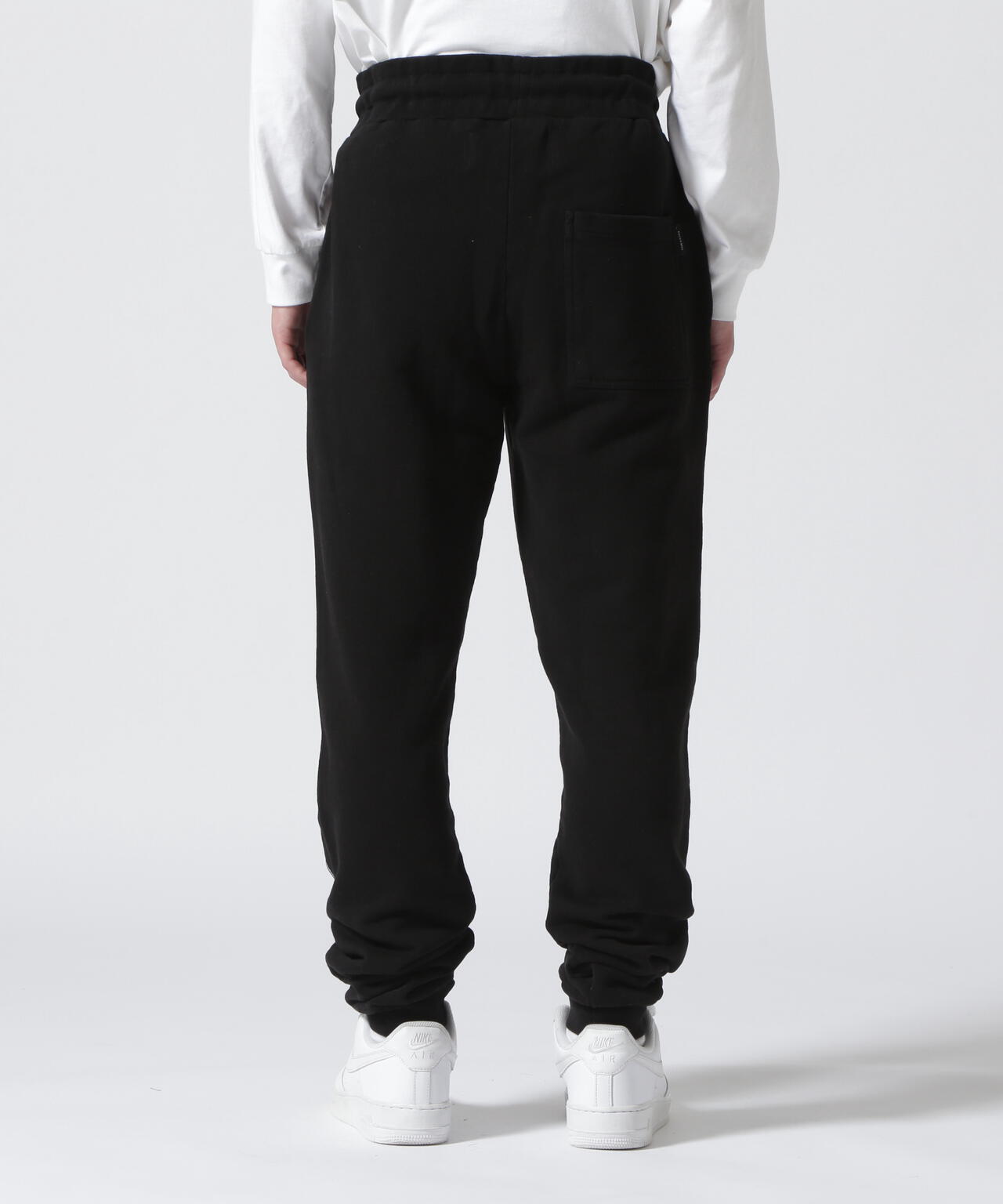 6980b900-4c1d-591b-b57a-c3a910f1286c_Image