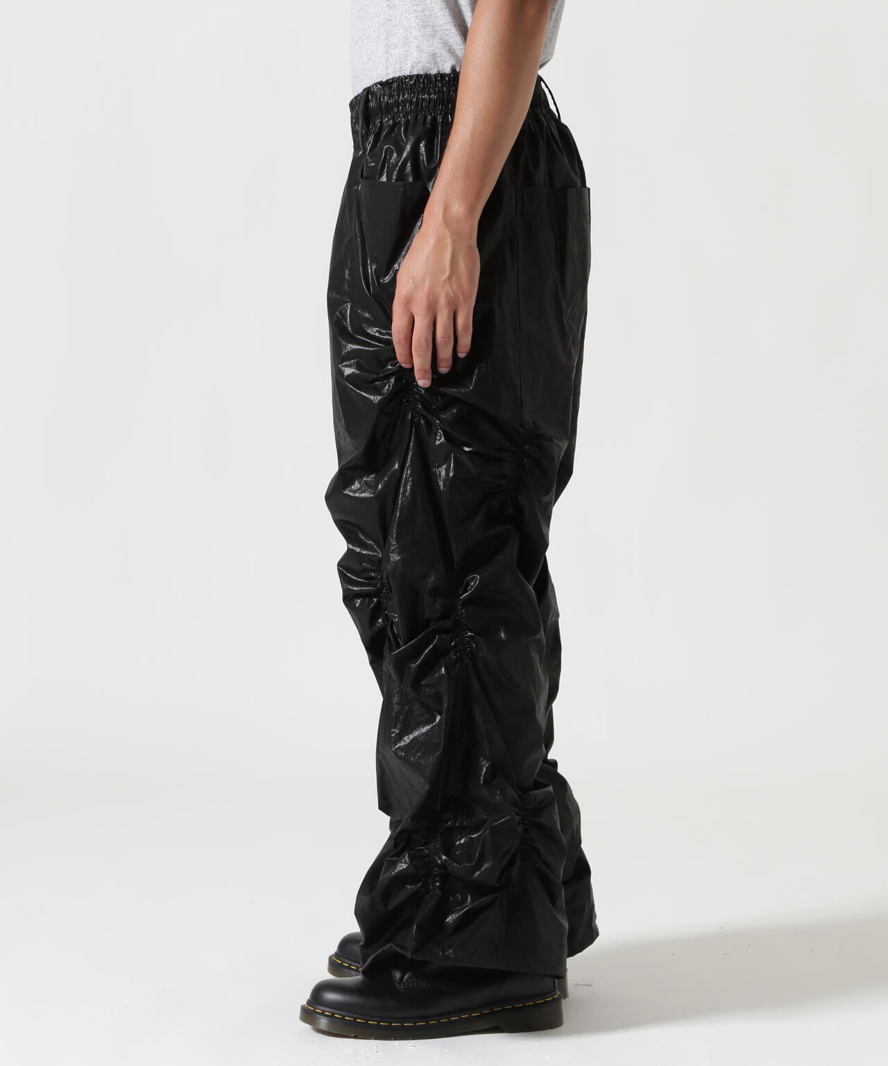 A.F ARTEFACT/エーエフ・アーティファクト/COATING RANDAM GATHER WIDE PANT