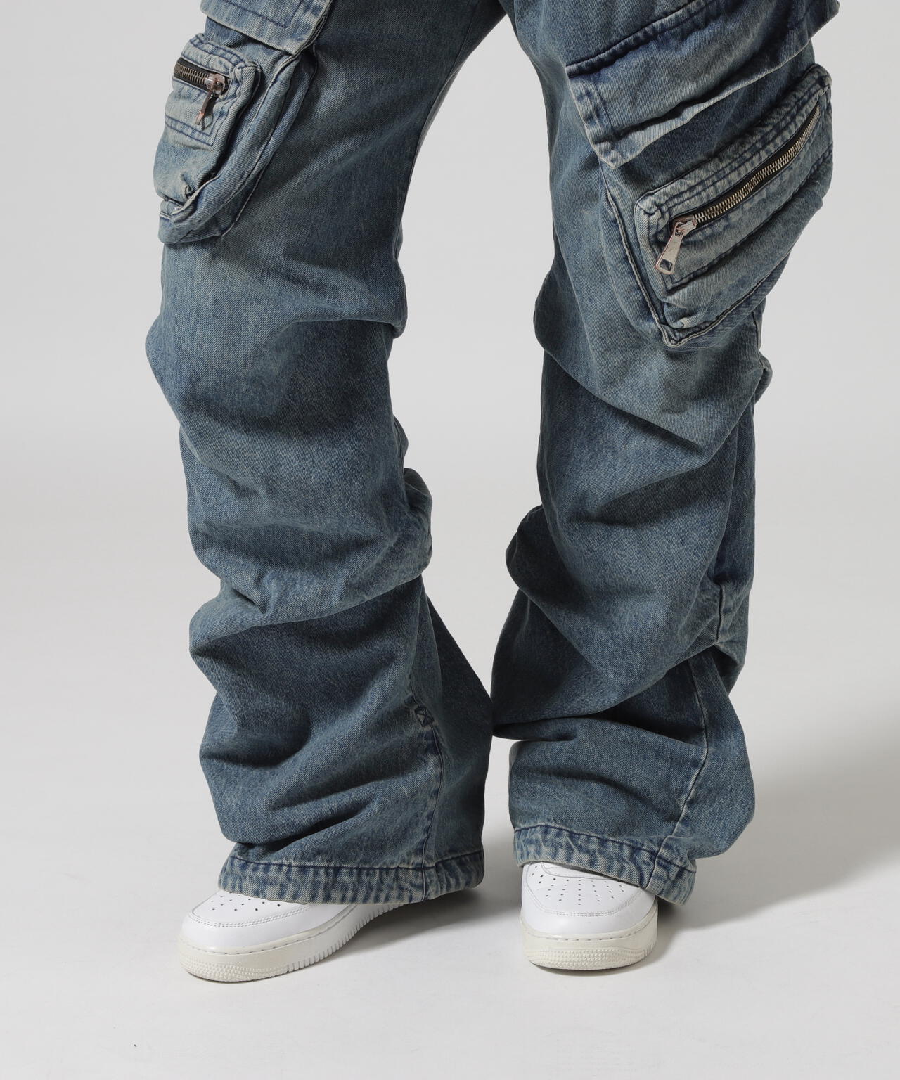 A.F ARTEFACT/エーエフ・アーティファクト/DENIM CARGO TUCK BAGGY PANTS