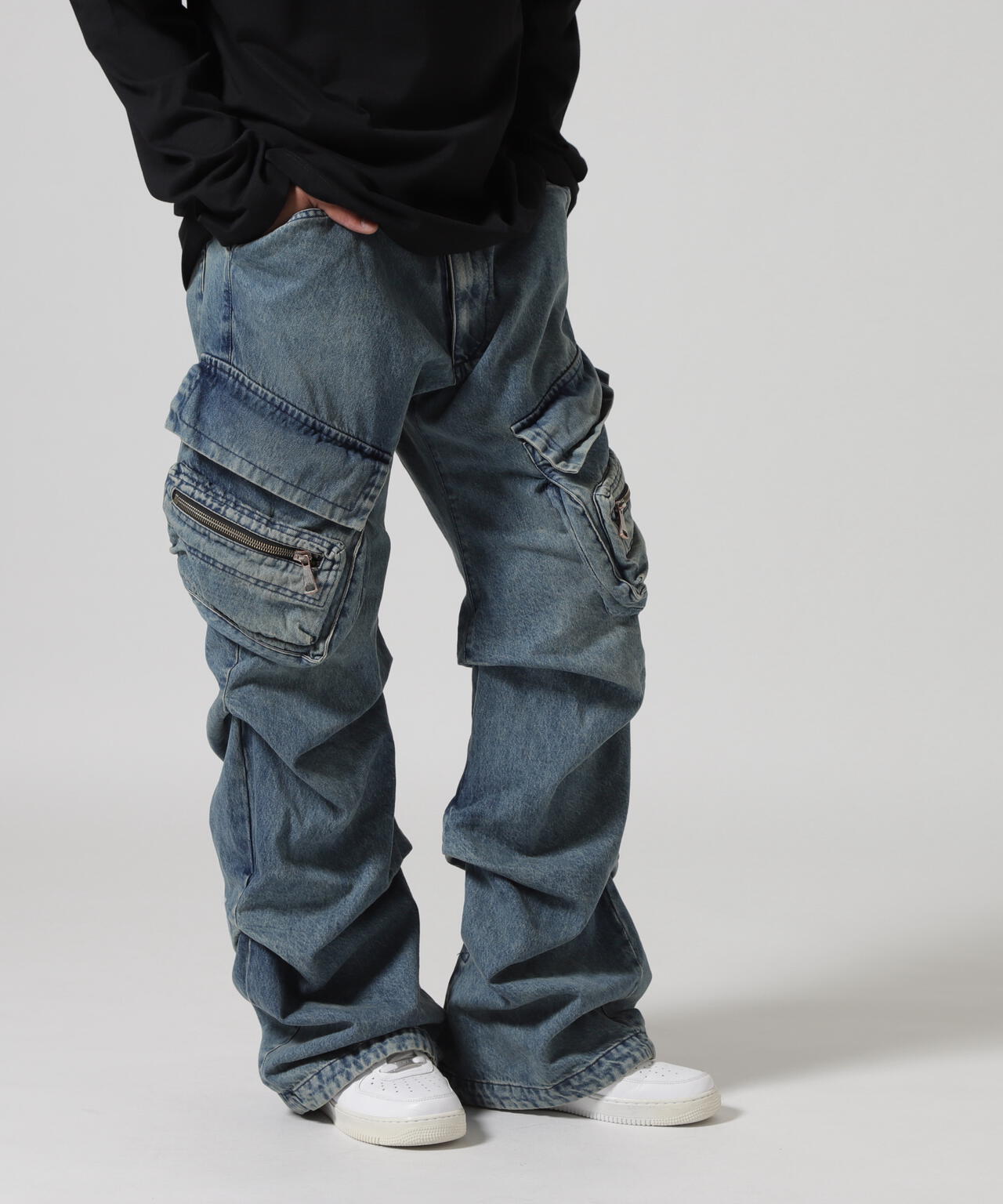 A.F ARTEFACT/エーエフ・アーティファクト/DENIM CARGO TUCK BAGGY PANTS