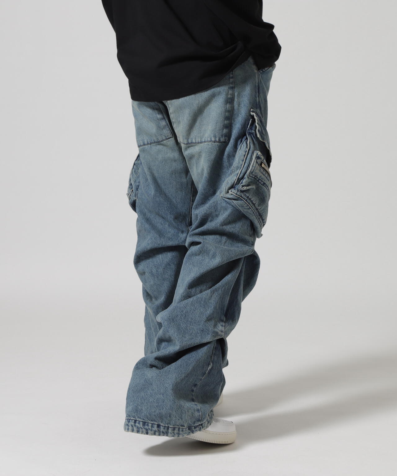 A.F ARTEFACT/エーエフ・アーティファクト/DENIM CARGO TUCK BAGGY PANTS
