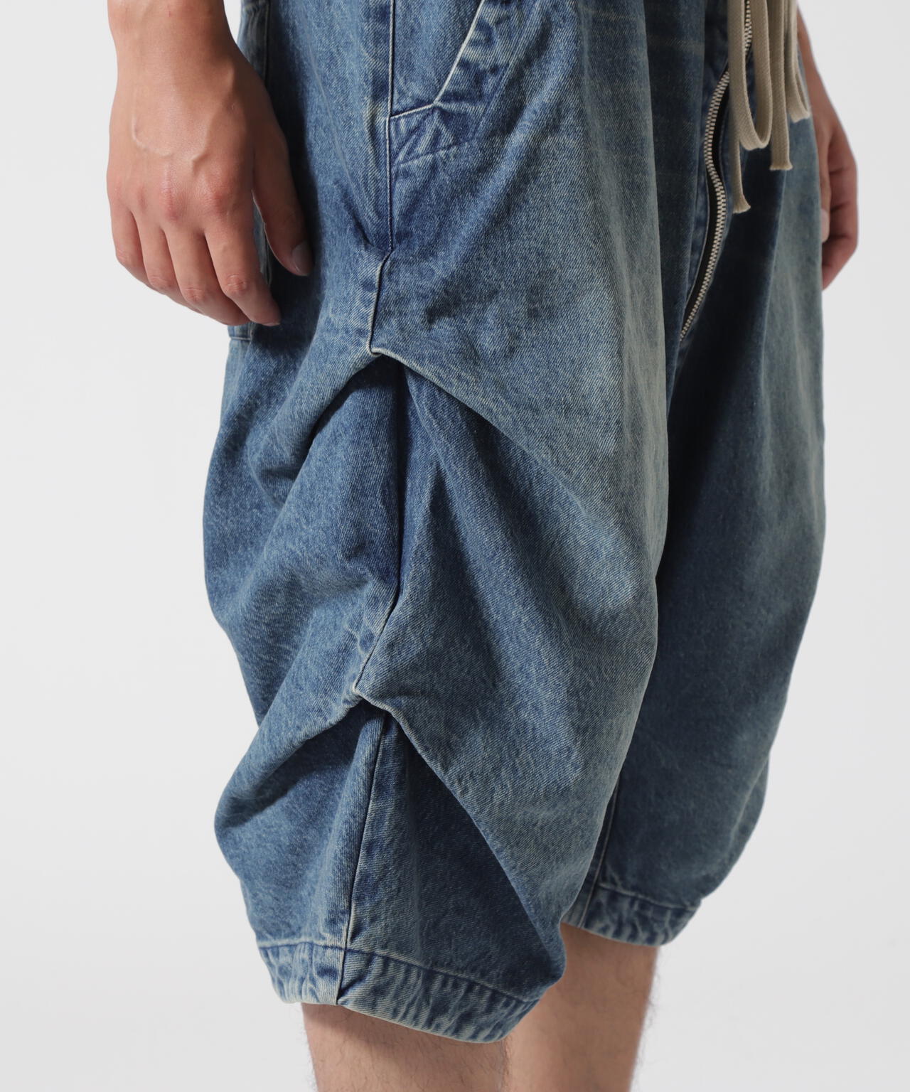 A.F ARTEFACT/エーエフ・アーティファクト/DENIM TUCK SHORTS