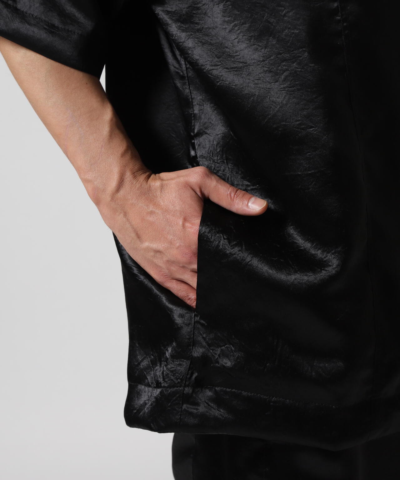 A.F ARTEFACT/エーエフ・アーティファクト/SATIN HALF SLEEVE SHIRTS