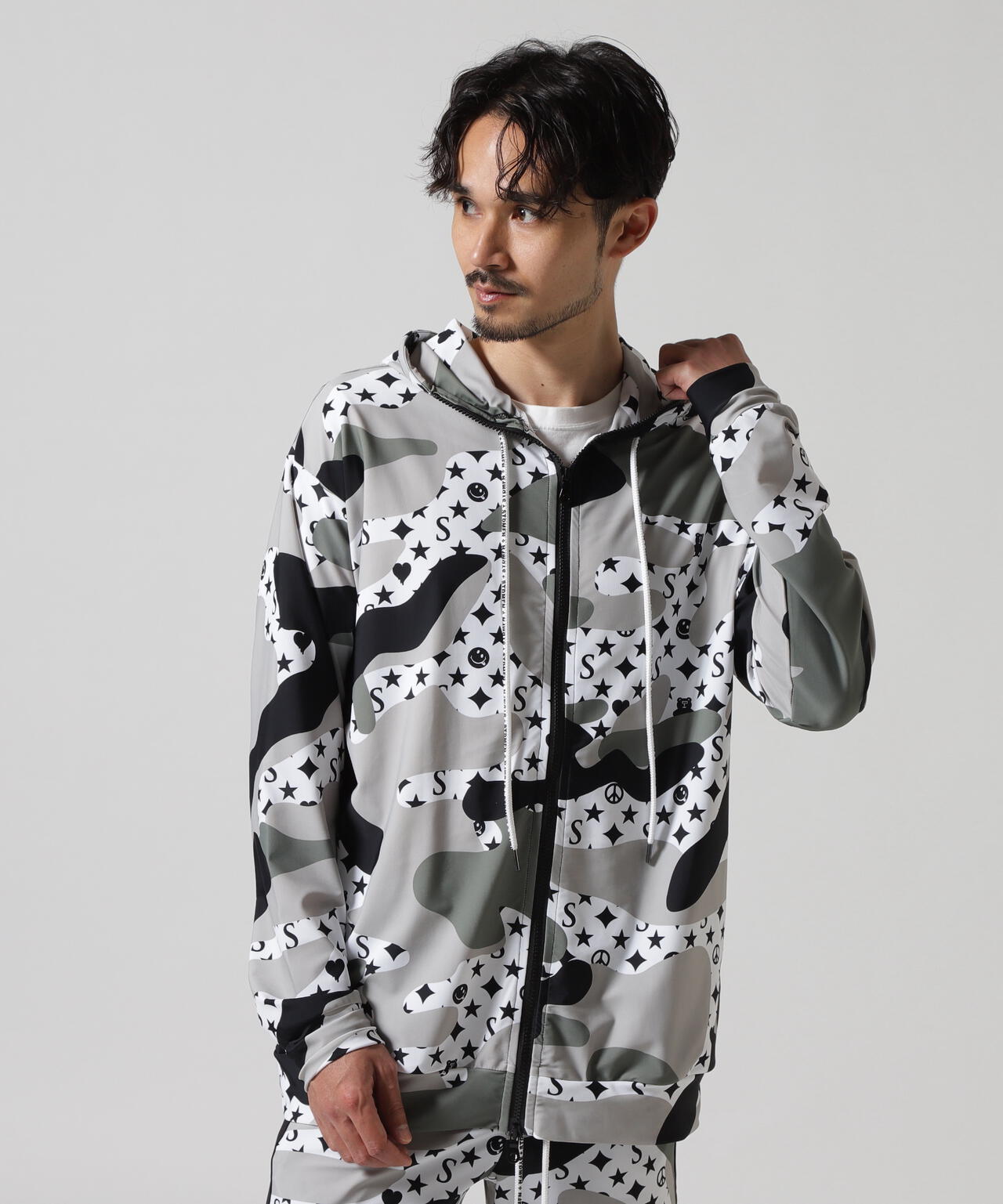 ffb98d00-c209-5de0-bc99-f980a8b1e0e7_Image