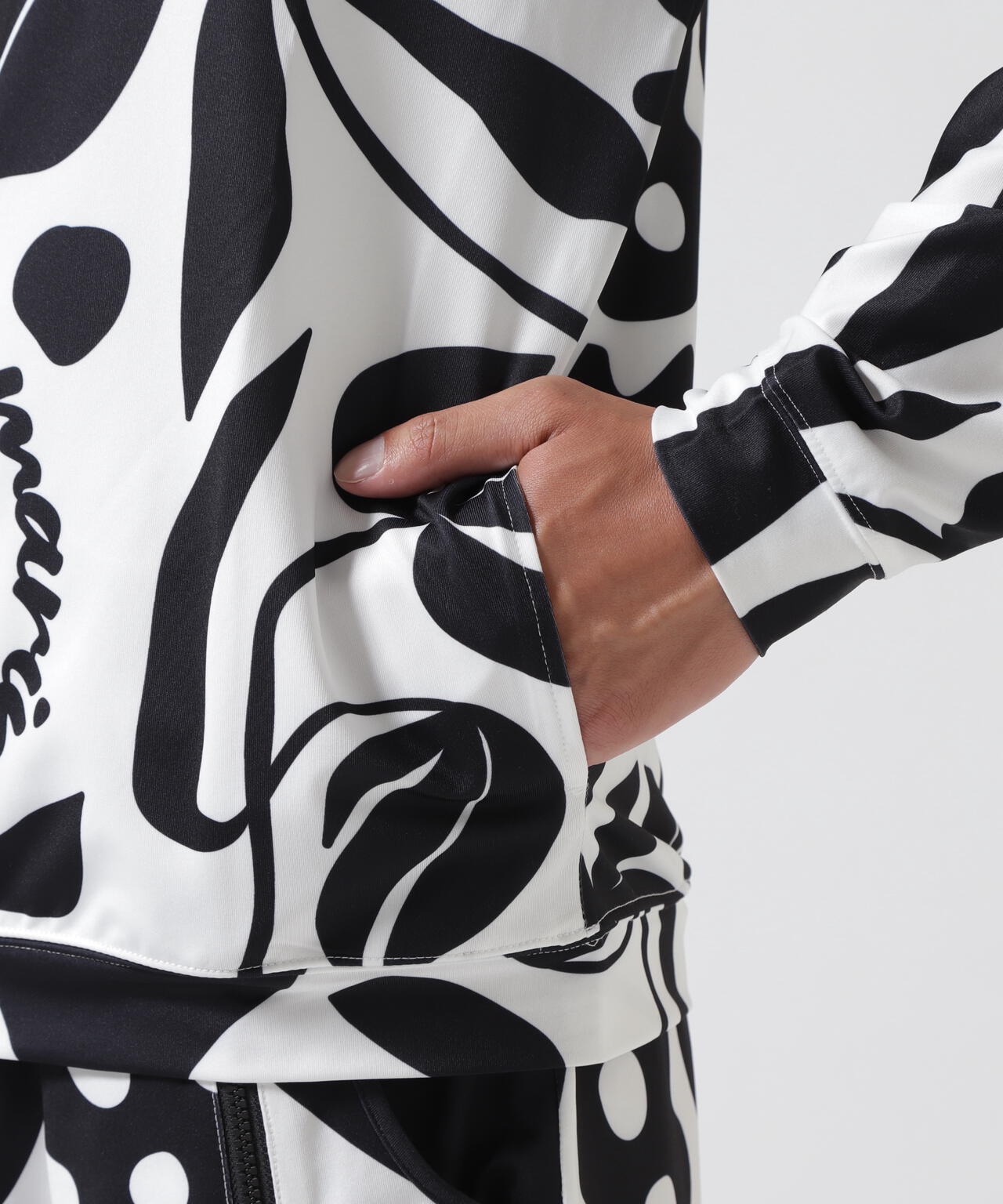 muta MARINE/ムータ マリン/RUSH HOODIE