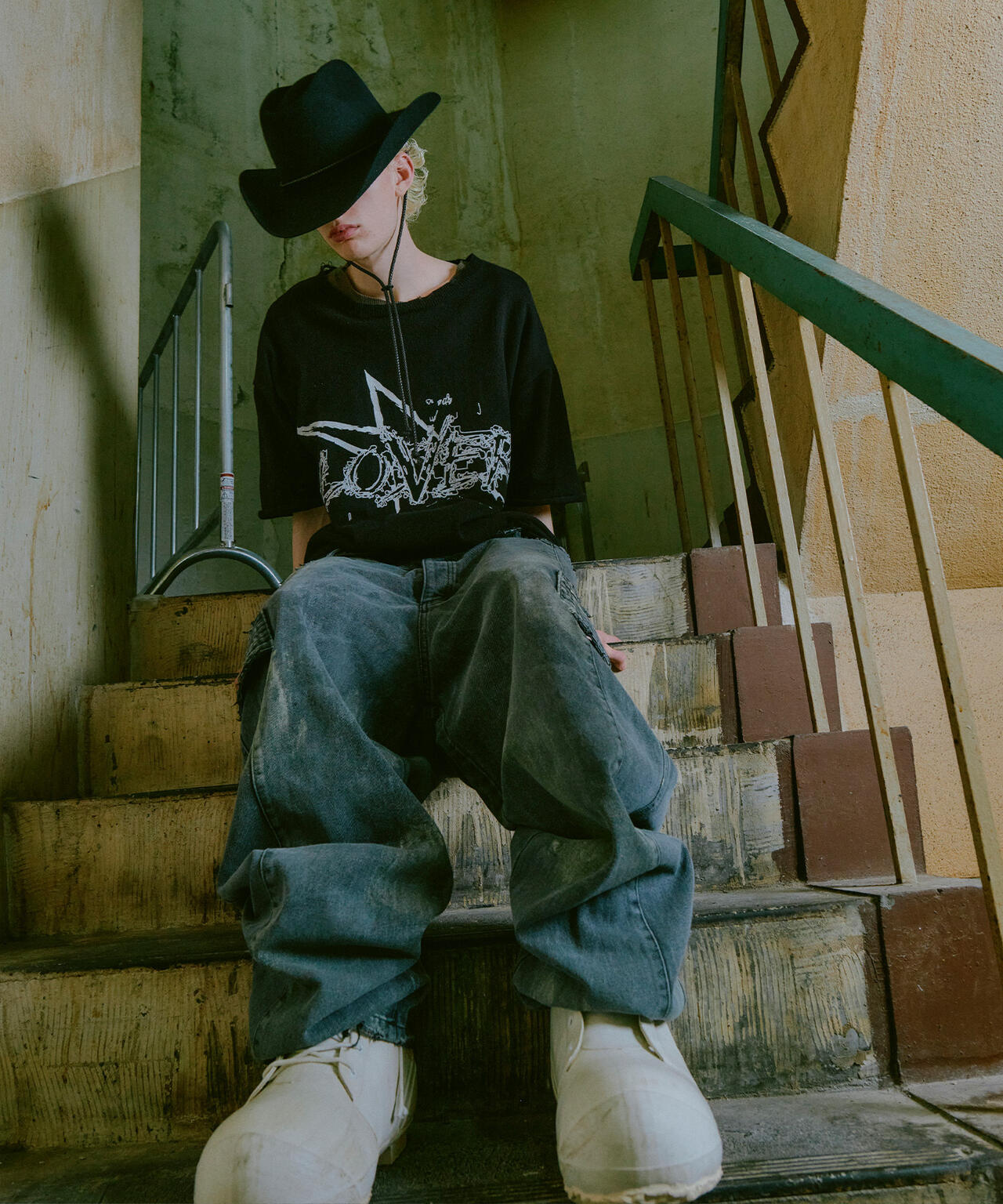 FR(13)NDS/フレンズ/GRAPHIC KNIT TEE