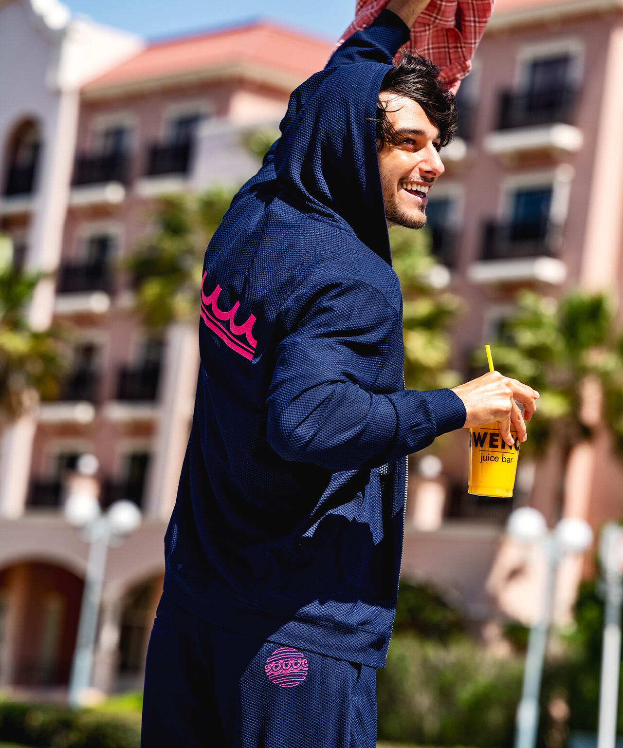 70dfa5e1-96ab-5da5-b300-65d827bed419_Image