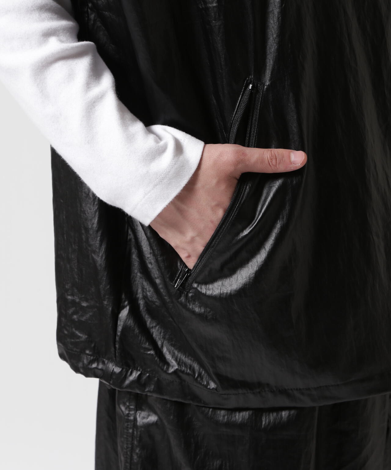 fb64d4a4-f4aa-5960-a85b-4412c0420b28_Image