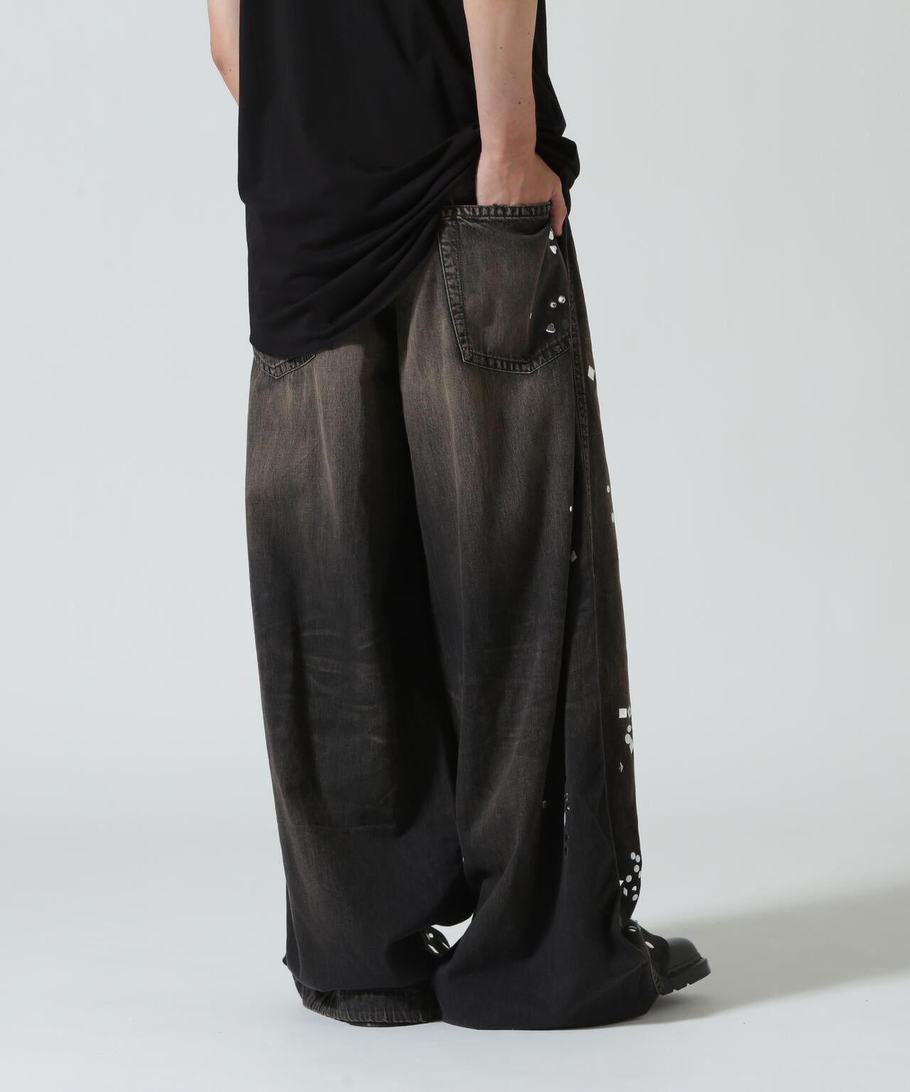 Maison MIHARAYASUHIRO/メゾン ミハラヤスヒロ/EMBELLISED JEANS