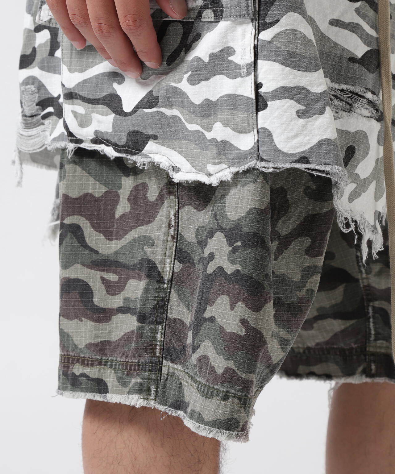 FR(13)NDS/フレンズ/FAKE LAYERED CARGO SHORTS