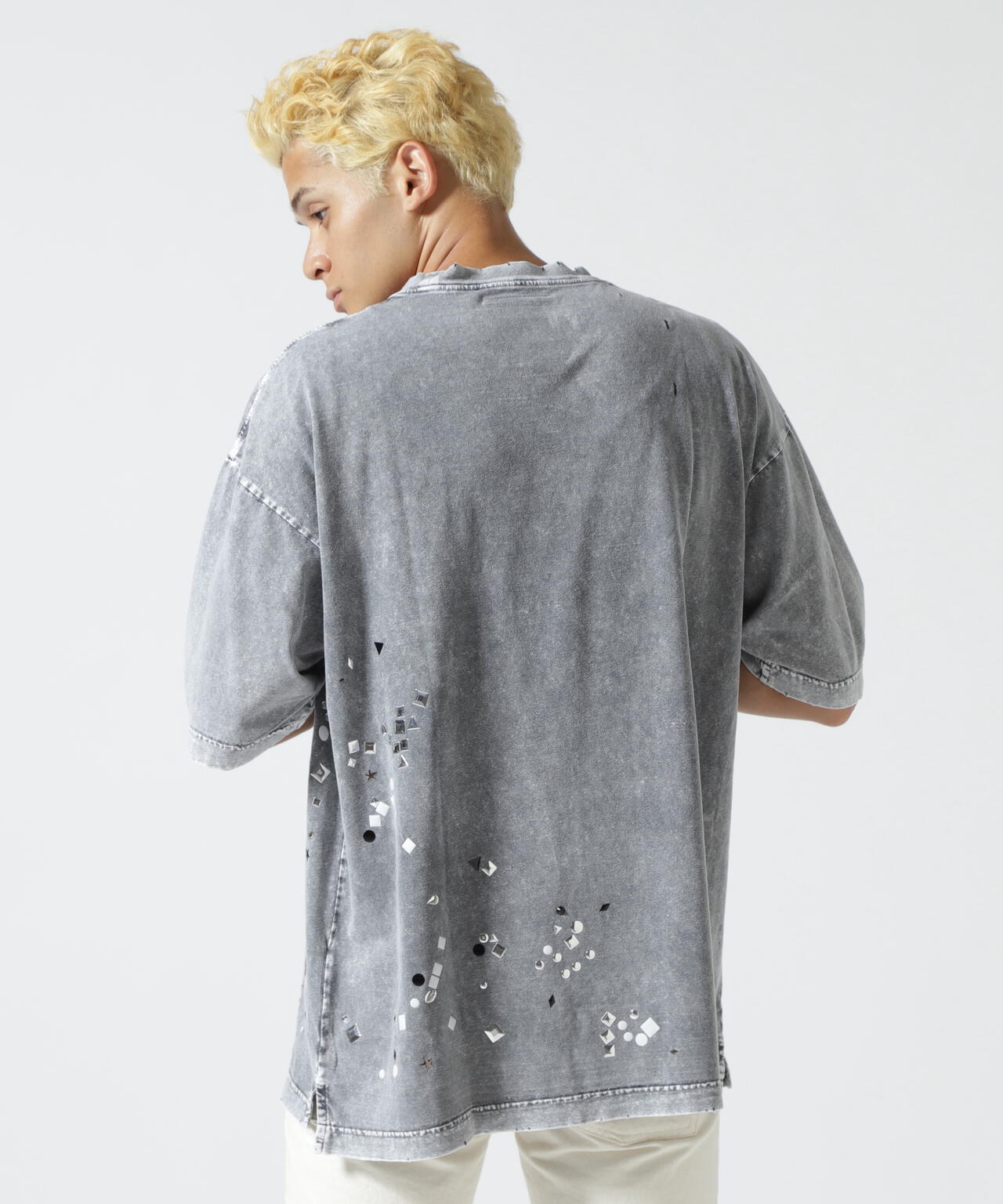 Maison MIHARAYASUHIRO/メゾン ミハラヤスヒロ/EMBELLISHED BLEACHED TEE