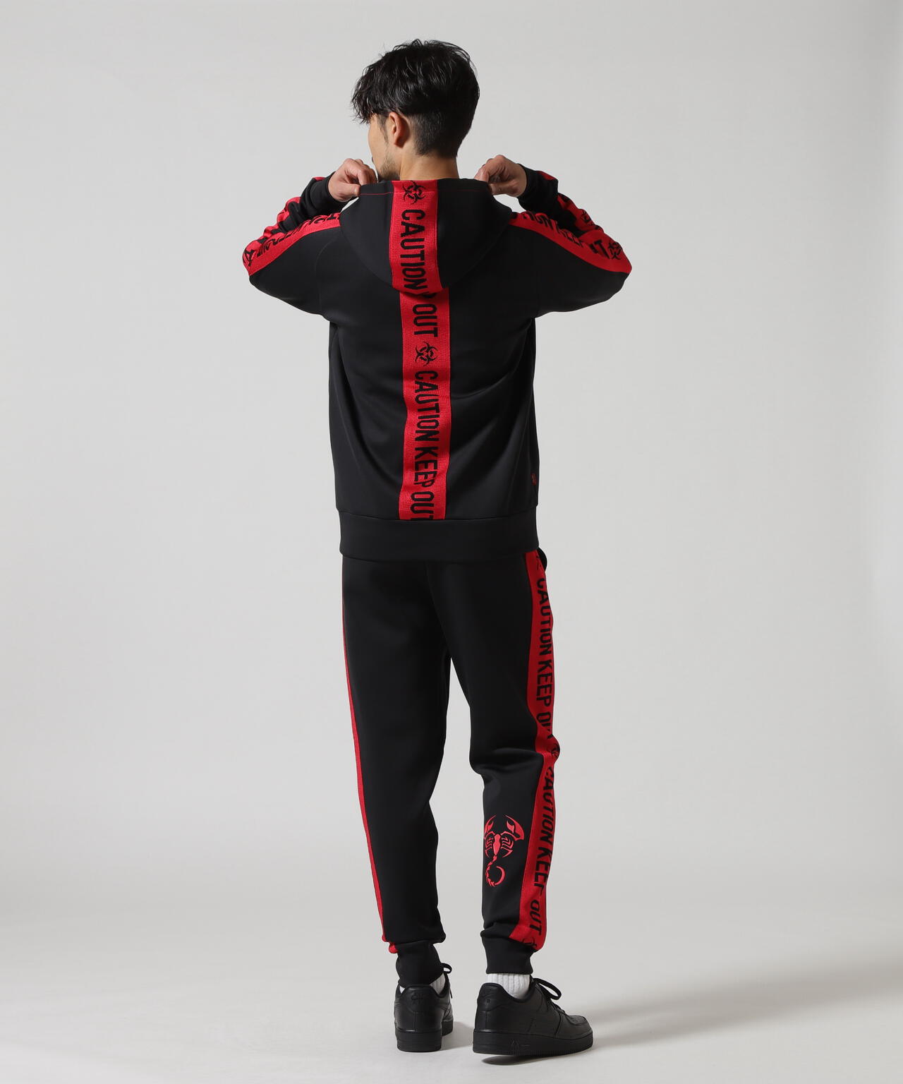 SY32 by SWEET YEARS×beauty:beast/COLLABORATION HOODIE