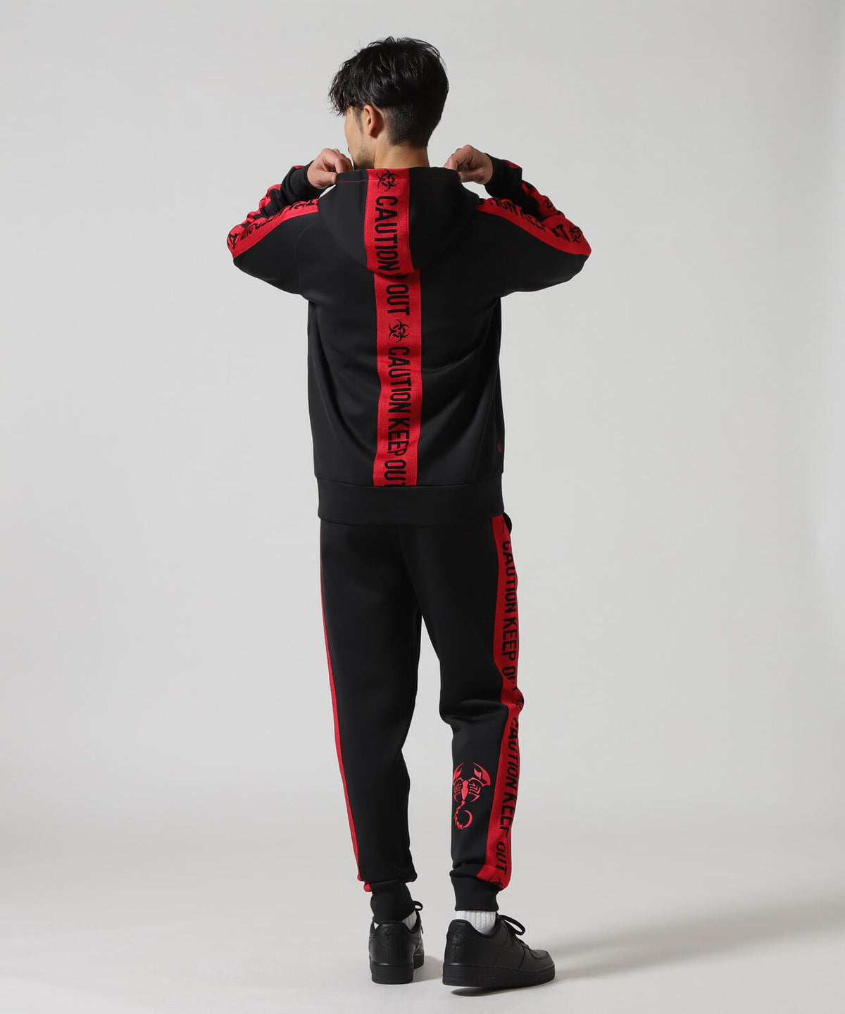 SY32 by SWEET YEARS×beauty:beast/COLLABORATION HOODIE