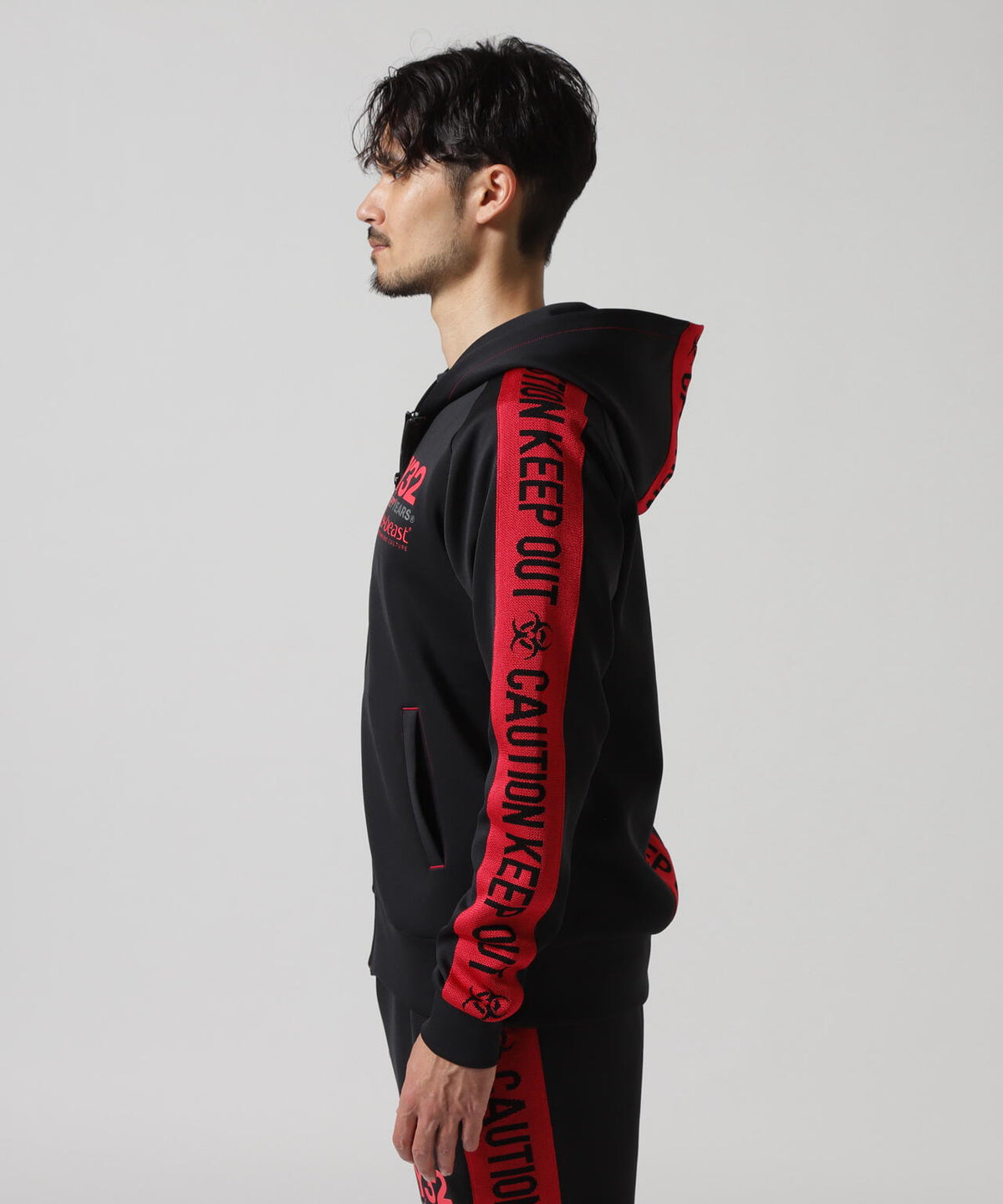SY32 by SWEET YEARS×beauty:beast/COLLABORATION HOODIE