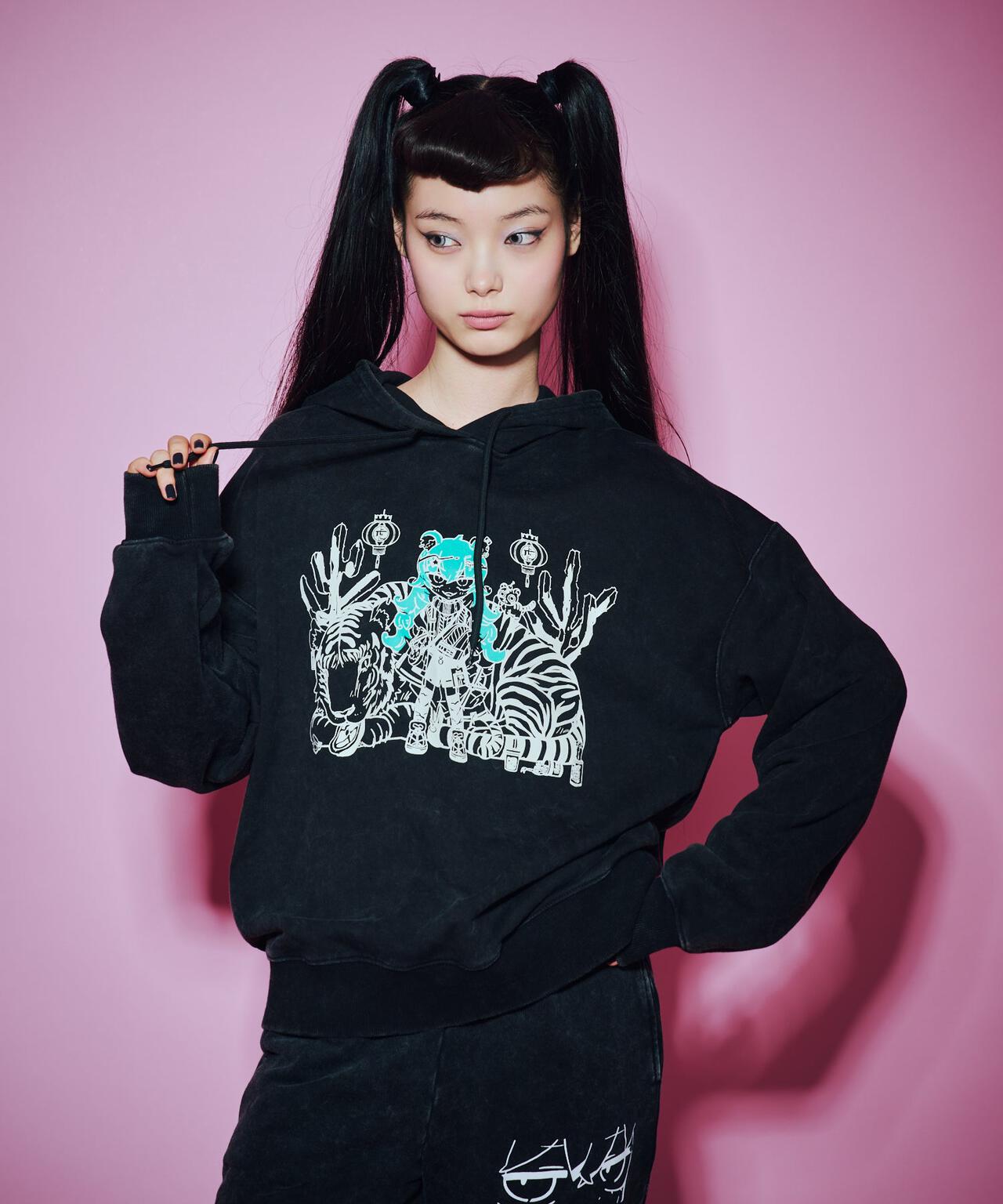 ANNA SUI NYC/アナ スイ エヌワイシー/『×寺田てら』TERAスウェットフーディー