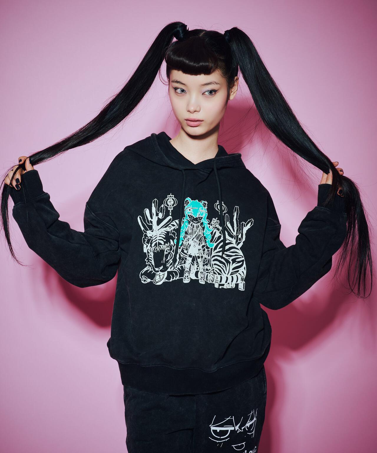 ANNA SUI NYC/アナ スイ エヌワイシー/『×寺田てら』TERAスウェットフーディー