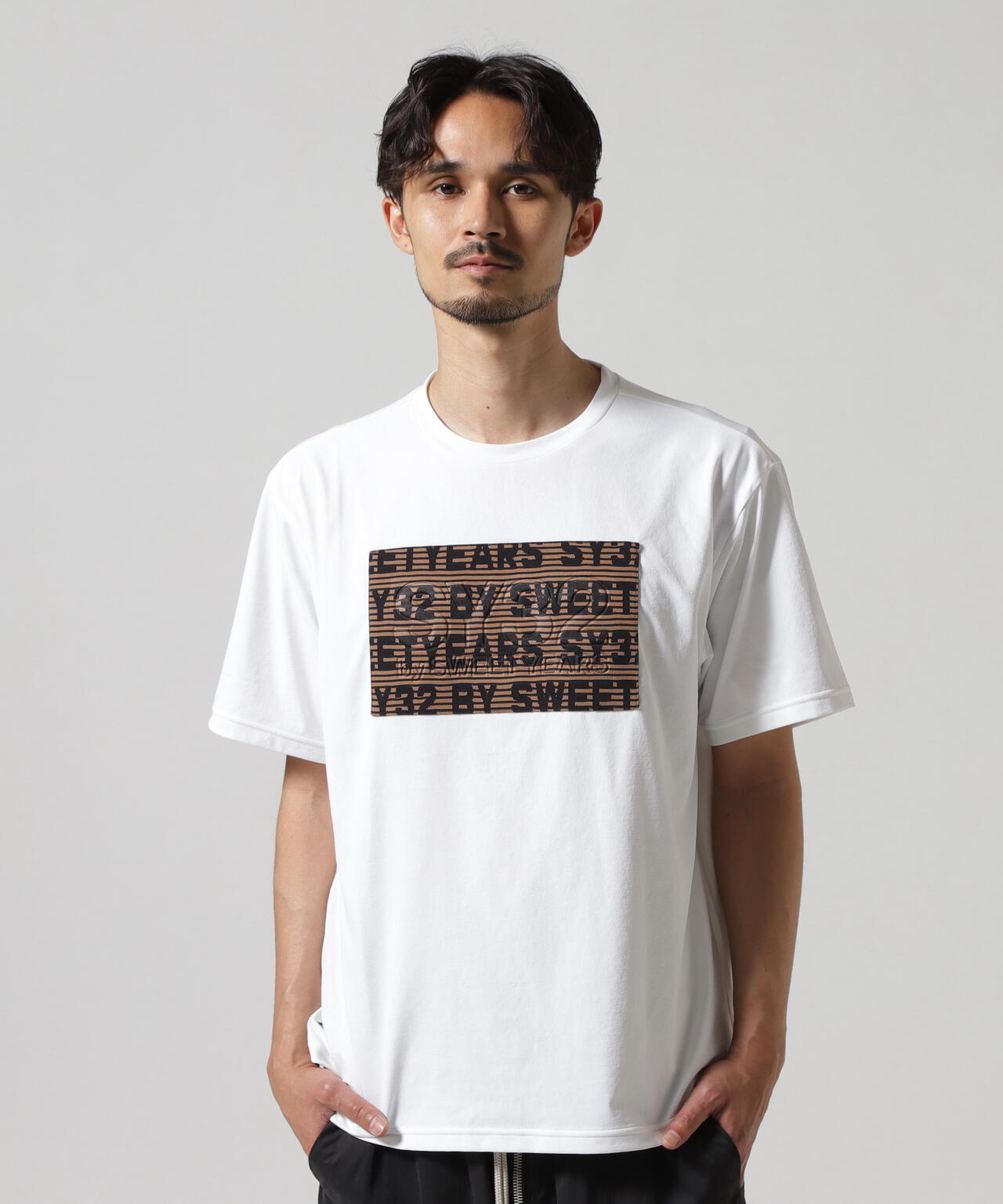 SY32 by SWEET YEARS/エスワイサーティトゥ バイ スィートイヤーズ/JACQUARD EMBOSS LOGO TEE