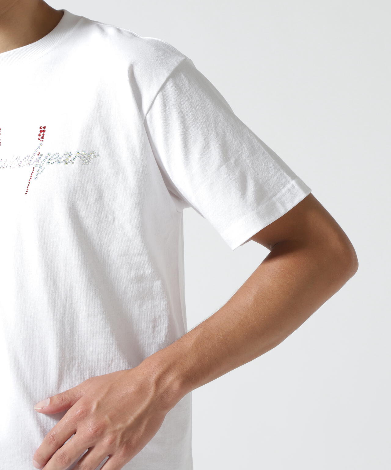 SY32 by SWEET YEARS/エスワイサーティトゥ バイ スィートイヤーズ/CURSIVE LOGO RHINESTONE TE