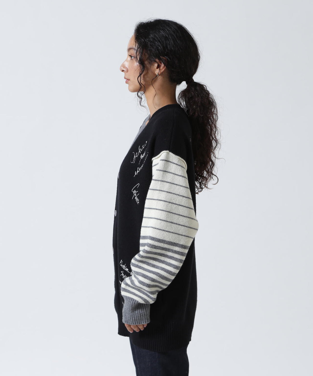 AULA AILA/アウラアイラ/MESSAGE LOGO CARDIGAN