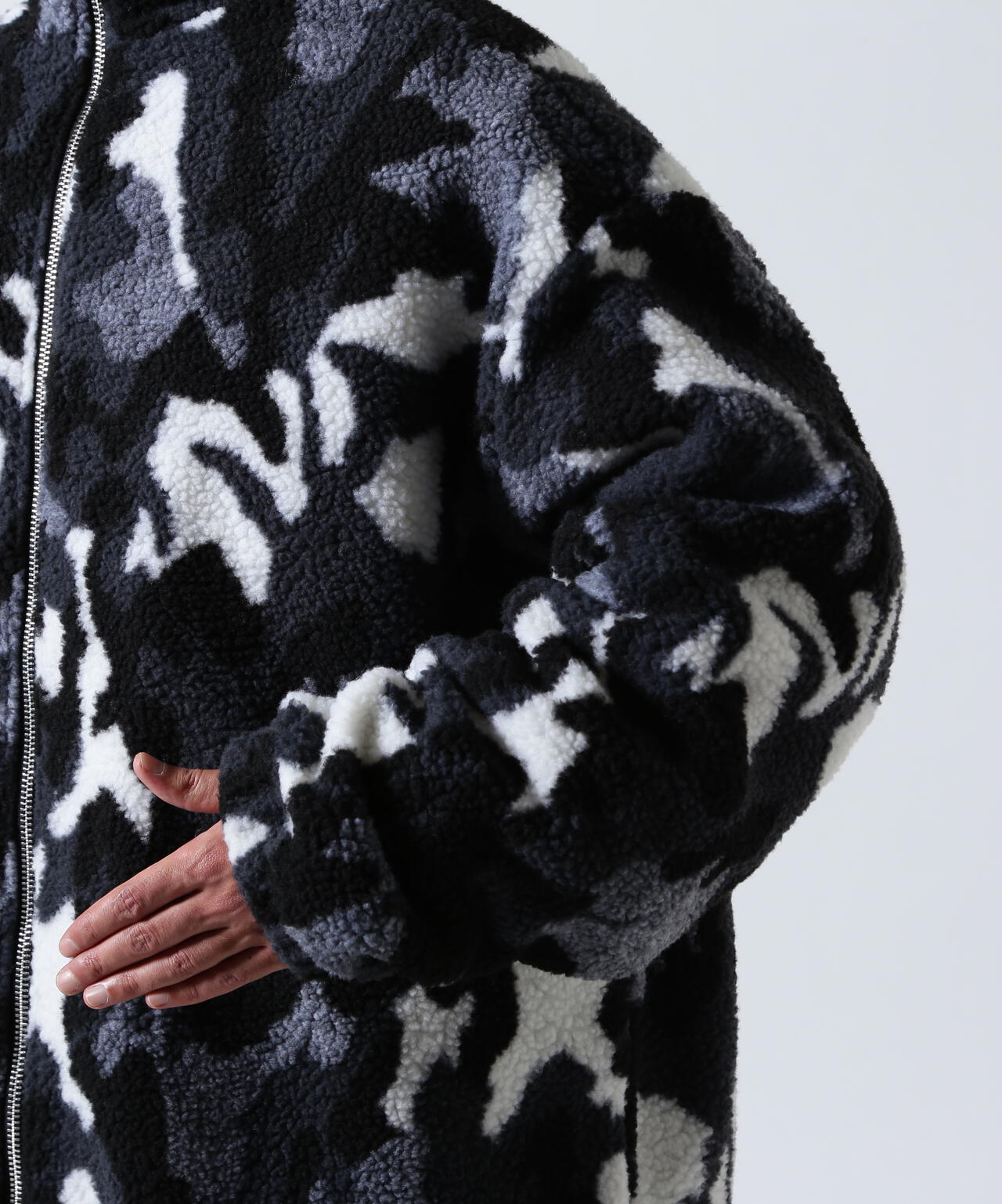 FR(13)NDS/フレンズ/Camo Boa blouson