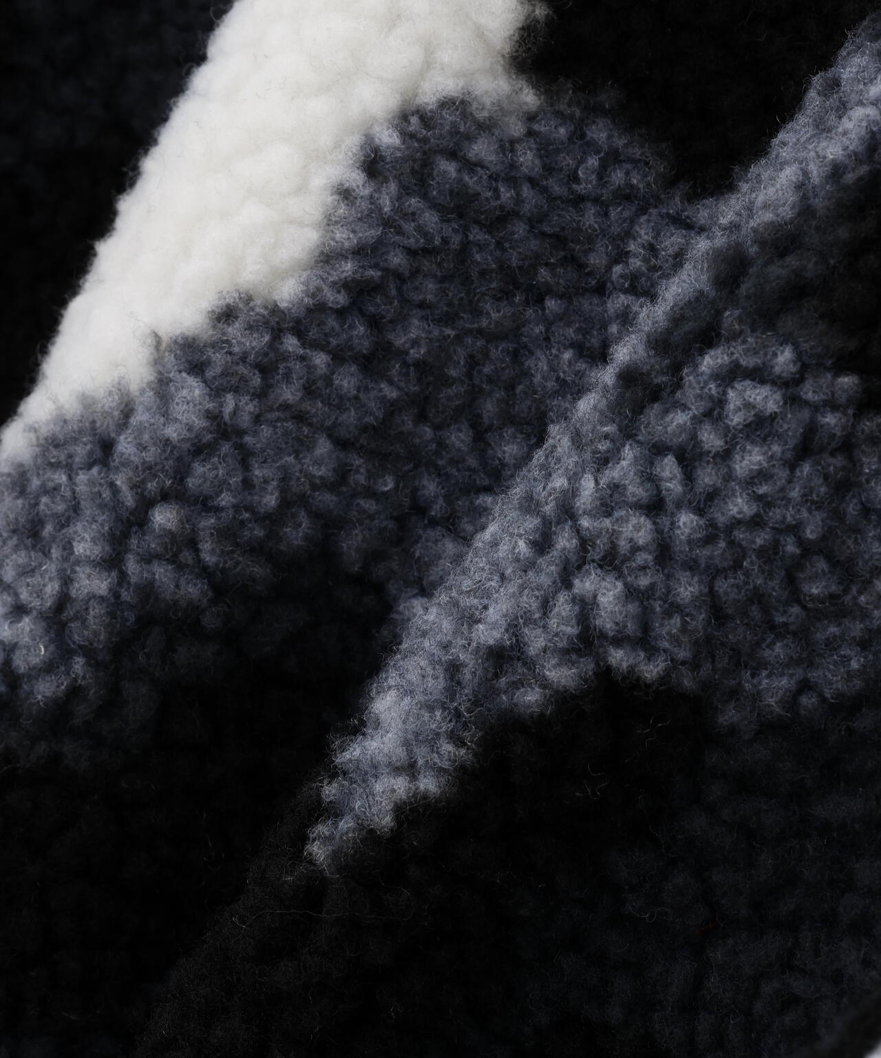 FR(13)NDS/フレンズ/Camo Boa blouson