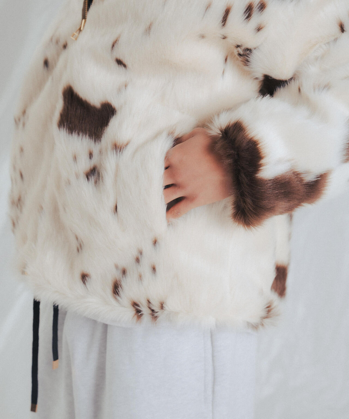 FR(13)NDS/フレンズ/FAKE FUR HOOD BLOUSON