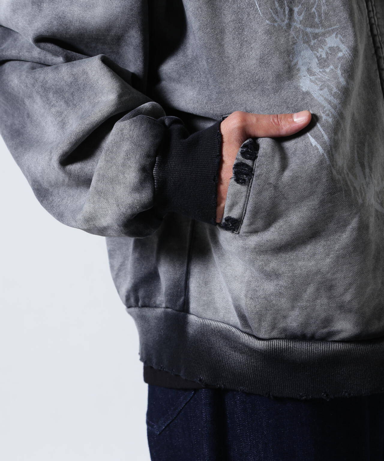FR(13)NDS/フレンズ/Sweat Graphic Hoodie