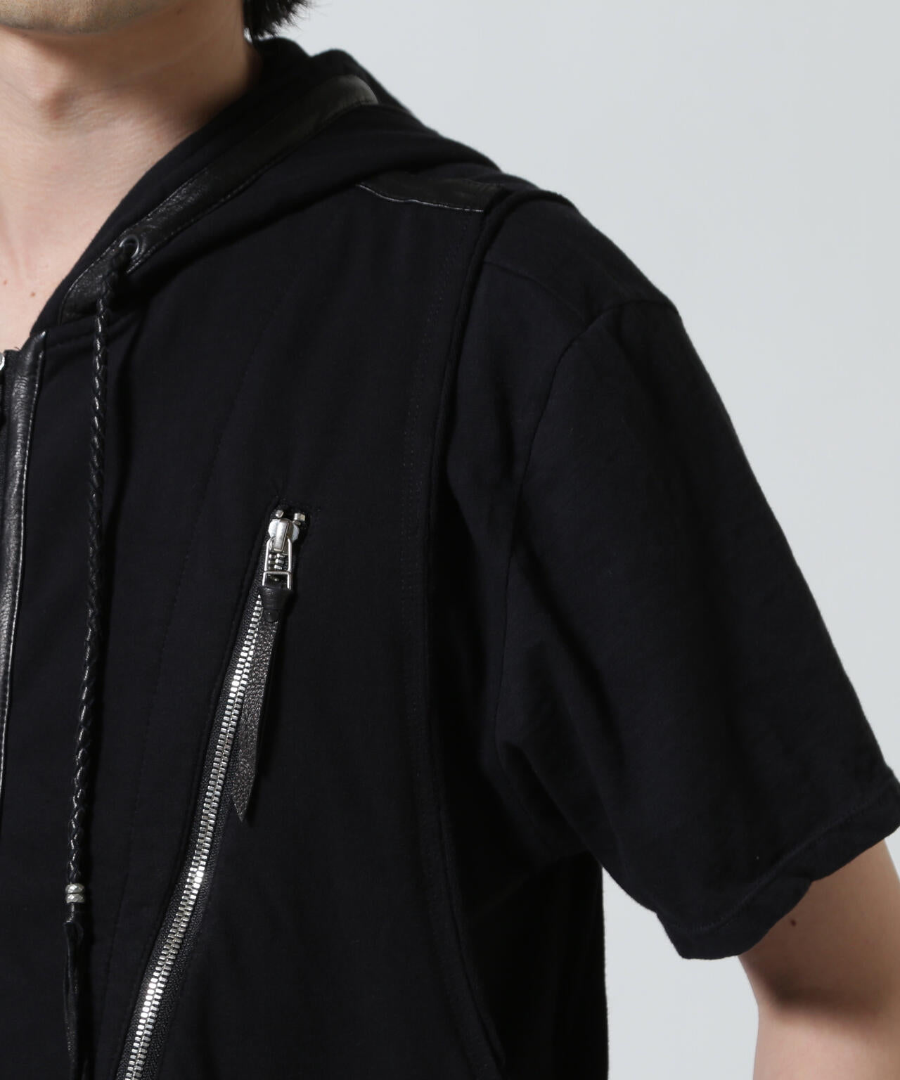 KMRii/ケムリ/Black Raven Vest 05