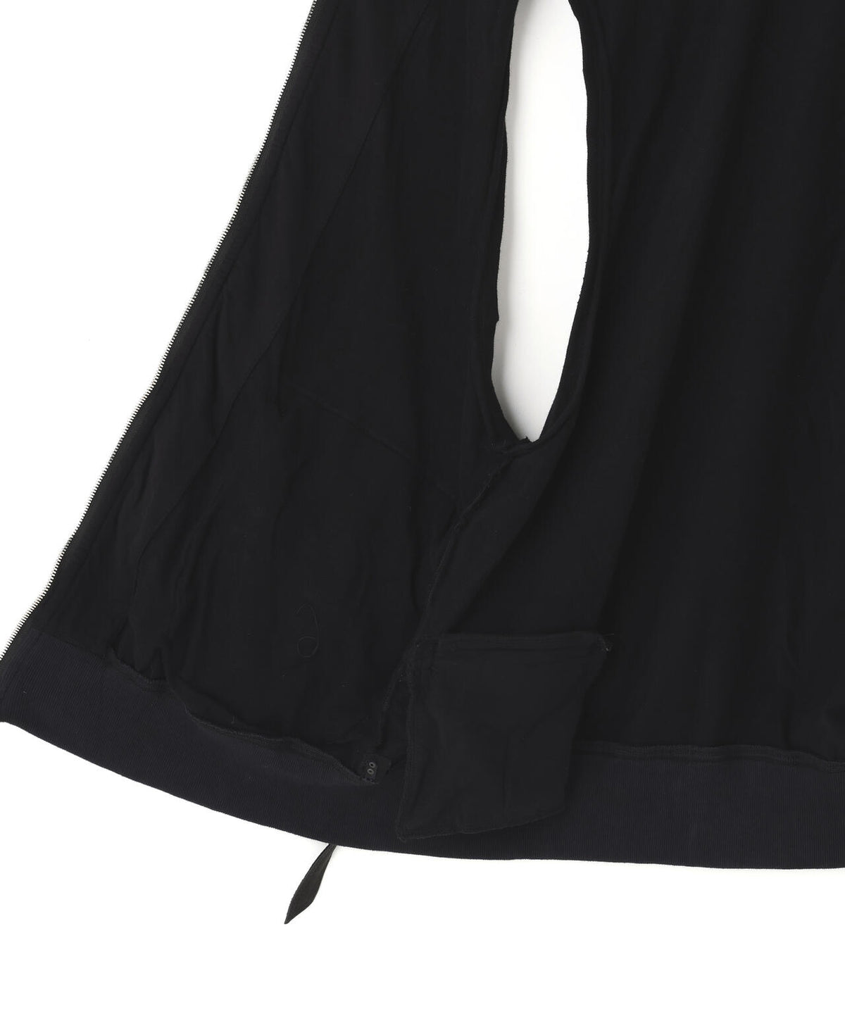 KMRii/ケムリ/Black Raven Vest 05