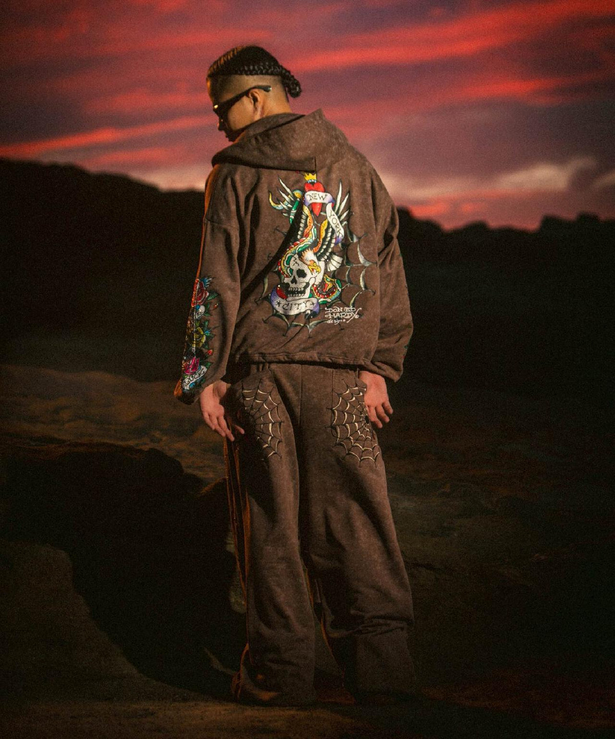 FR(13)NDS × Ed Hardy/フレンズ × エド・ハーディ/コラボ ダブルニースウェットパンツ