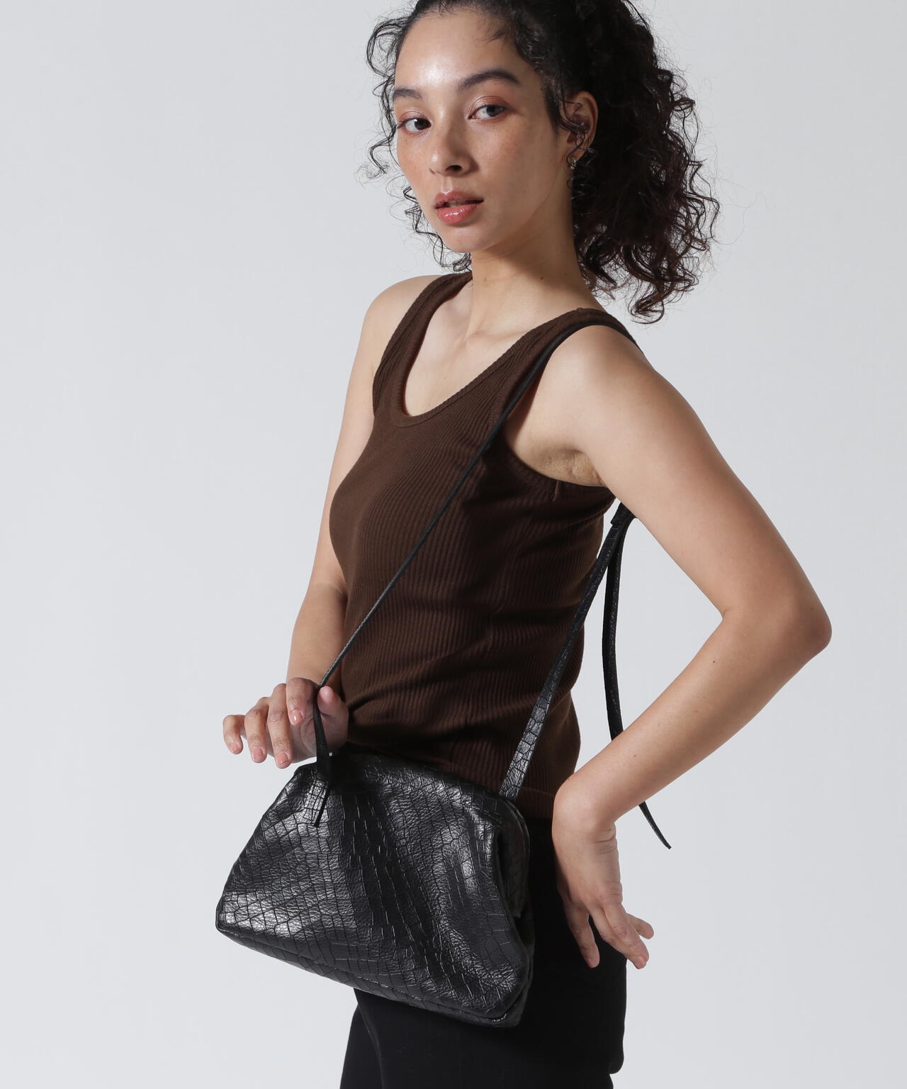 POMTATA/ポンタタ/DLIA FRAME SHOULDER BAG/P3265
