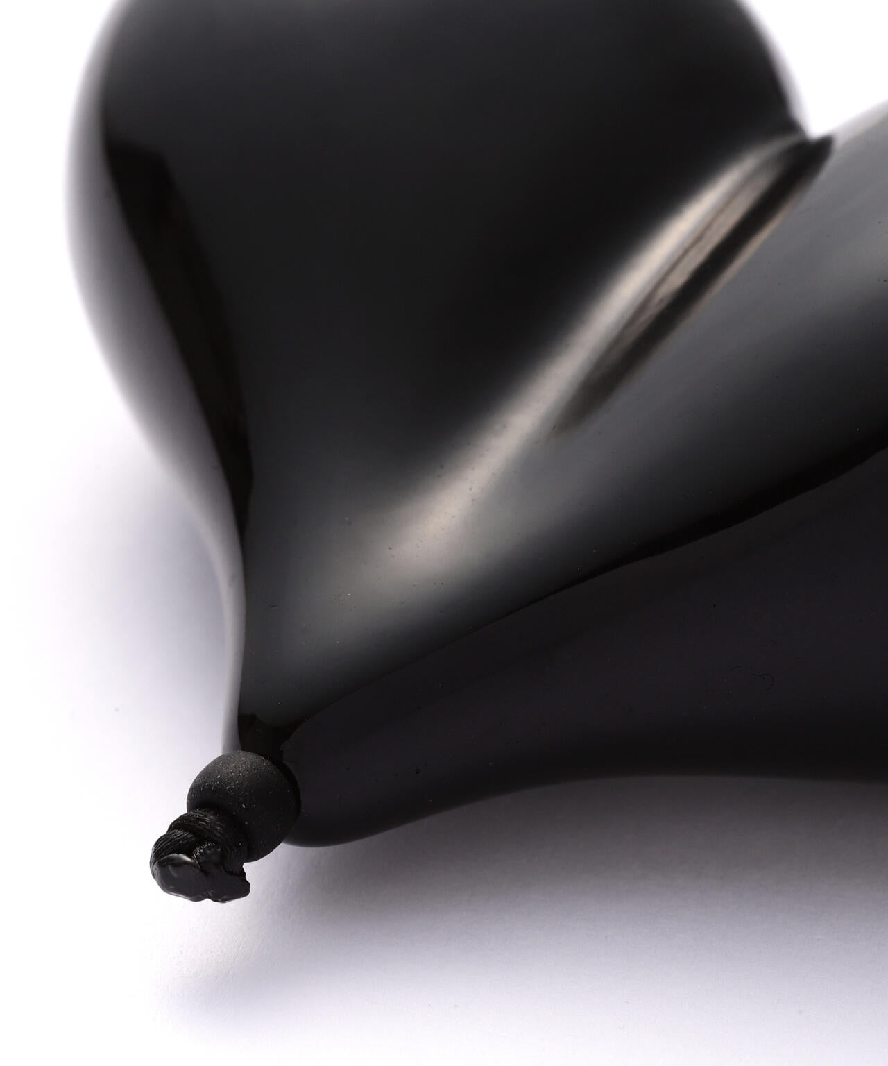 String ting/Big Love Obsidian Shorty Bag Charm