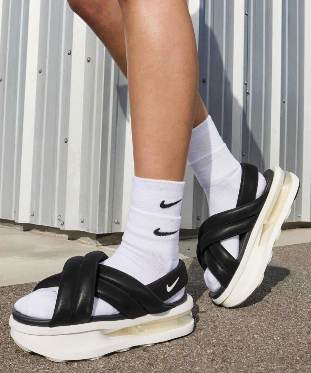 NIKE/ナイキ エア マックス アイラ