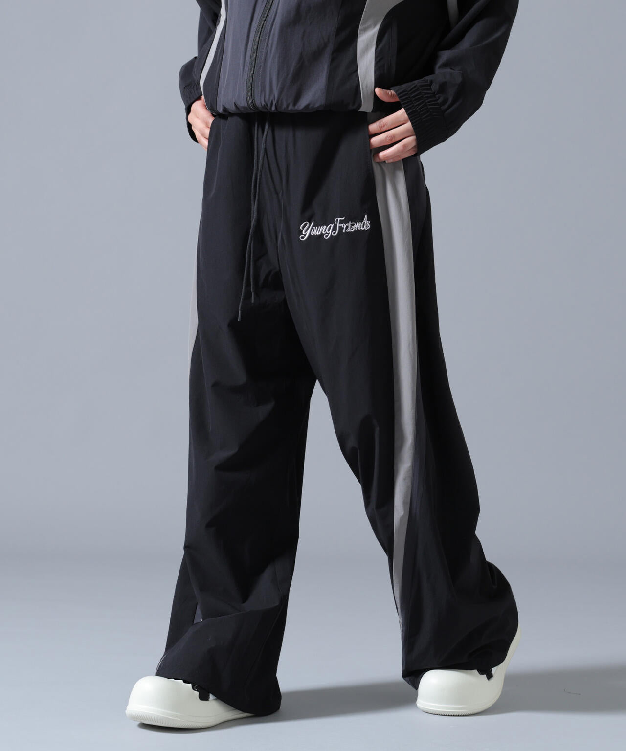 FR(13)NDS/フレンズ/NYLON TRACK PANTS