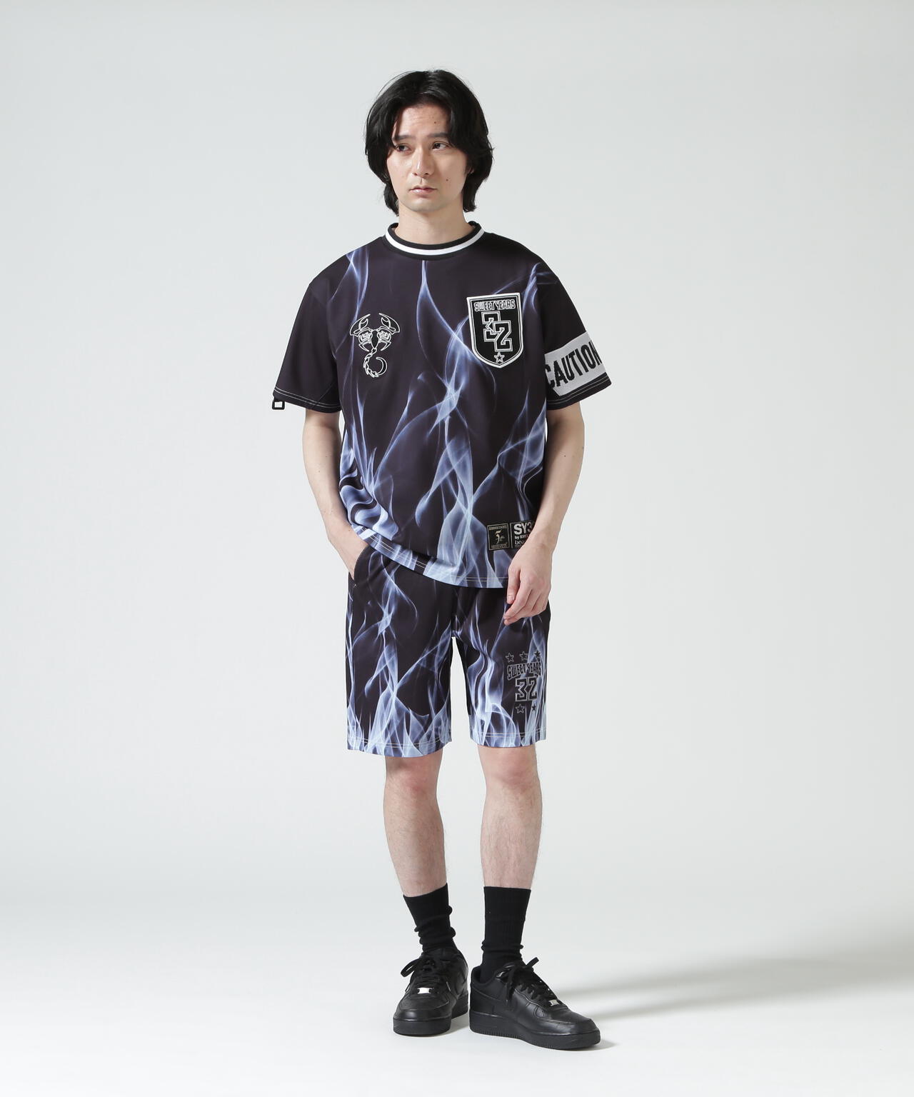 177cm B:81 W:72 H:88 着用サイズ:L