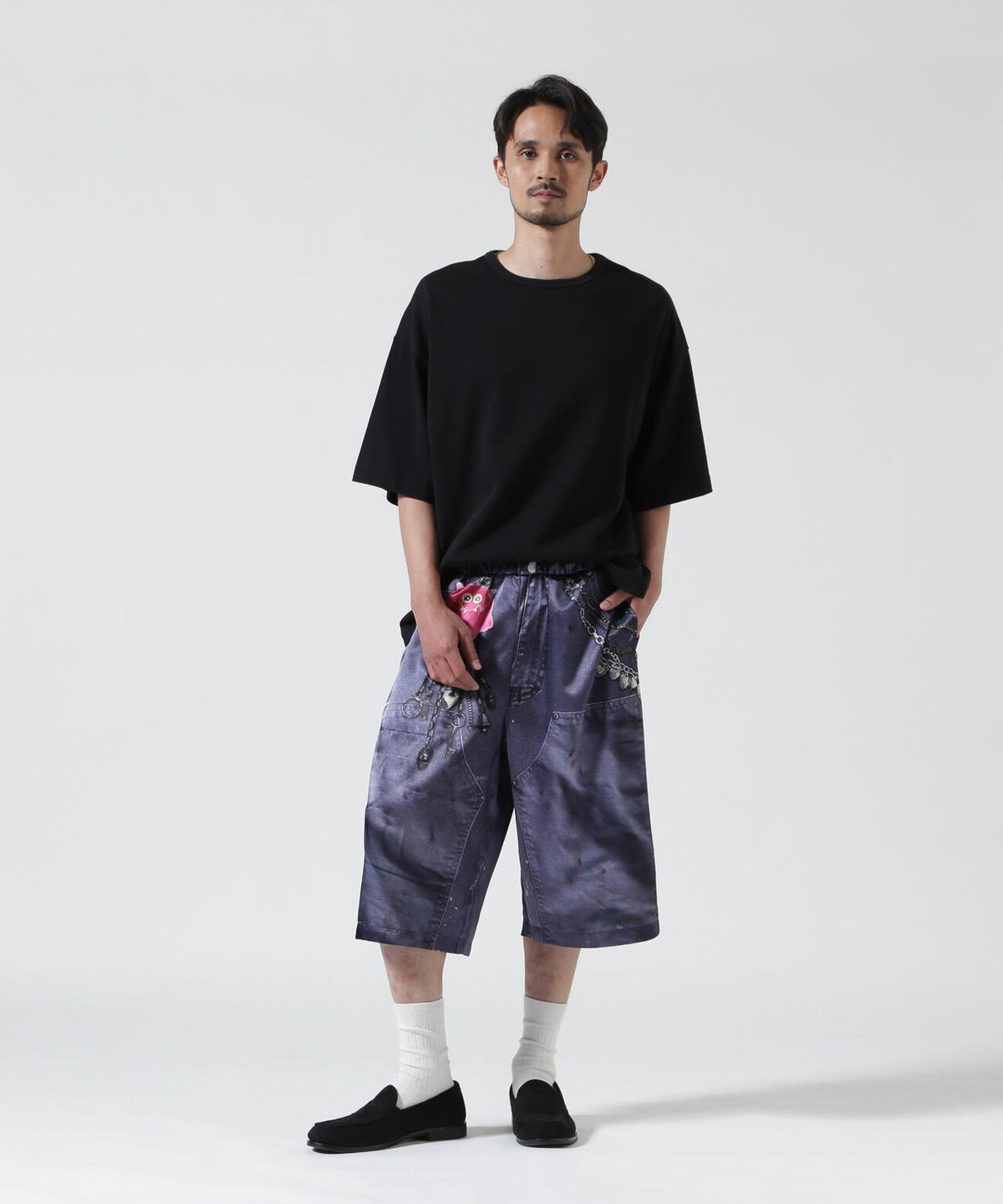 Height 178 Chest 92 Waist 76 hips 95 Shoes 27.0 着用サイズ:L