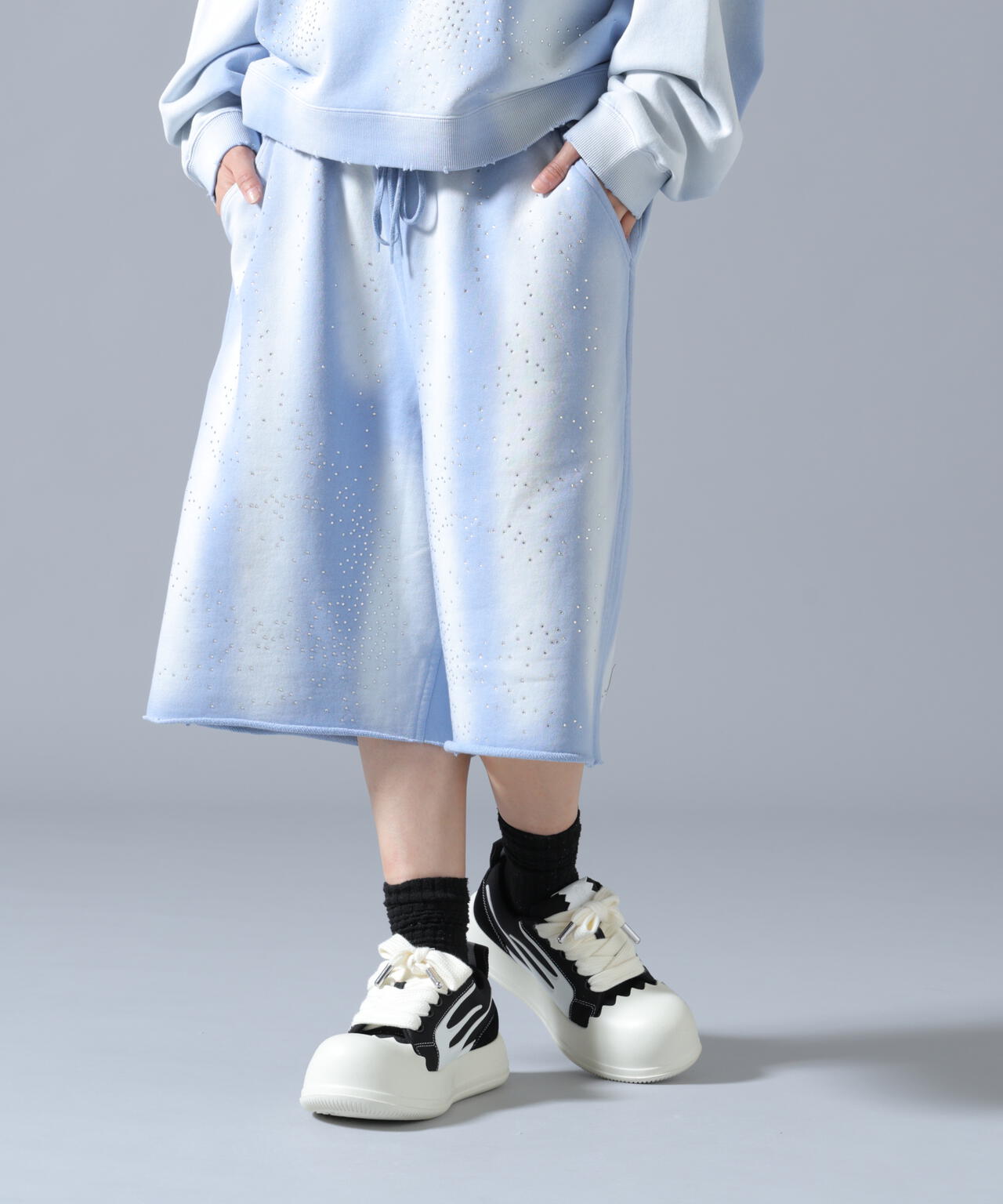 FR(13)NDS/フレンズ/STONE SW SHORTS