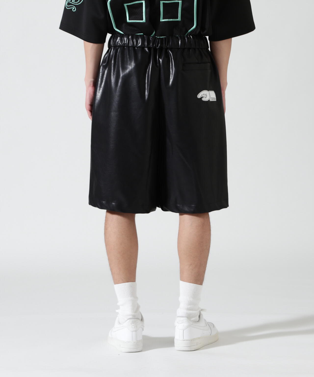 FR(13)NDS/フレンズ/VEGAN LEATHER SHORTS