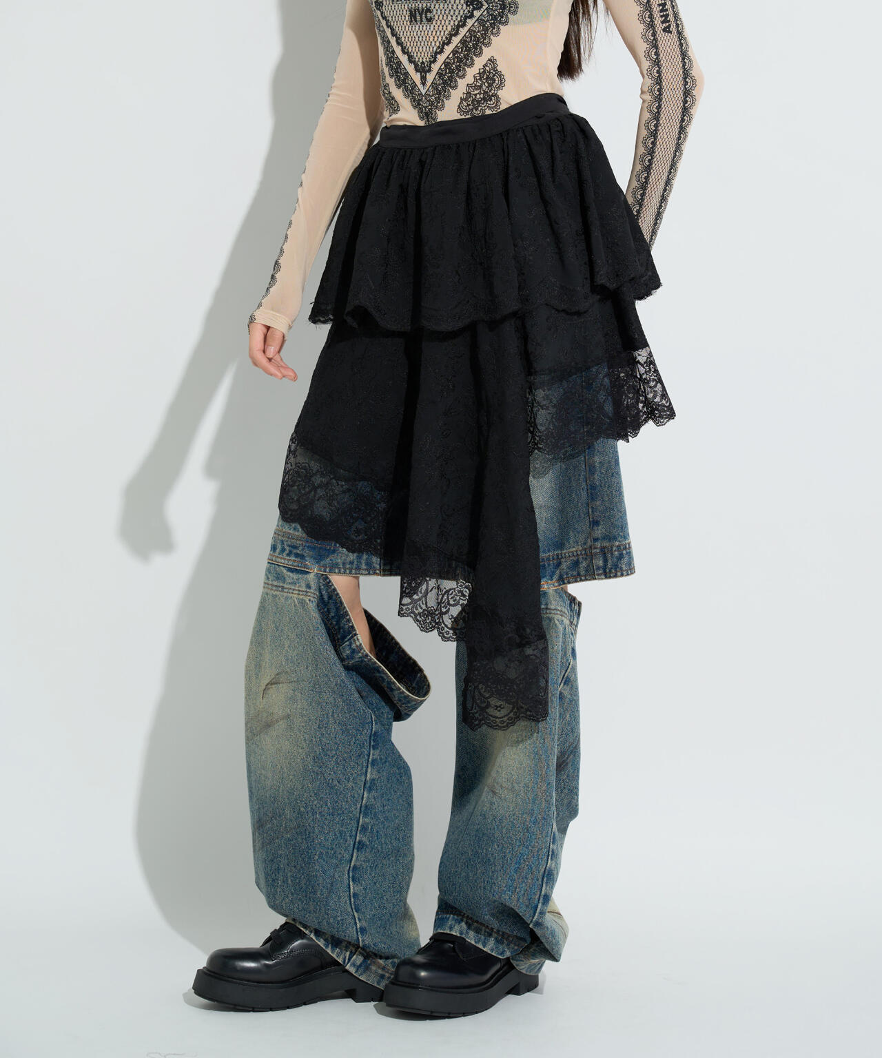 ANNA SUI NYC/アナ スイ エヌワイシー/アシメレーススカート
