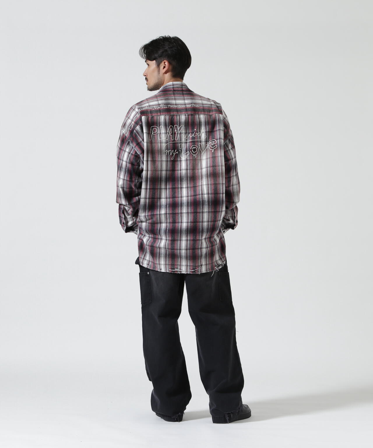 Height 178 Chest 92 Waist 76 hips 95 Shoes 27.0 着用サイズ:46