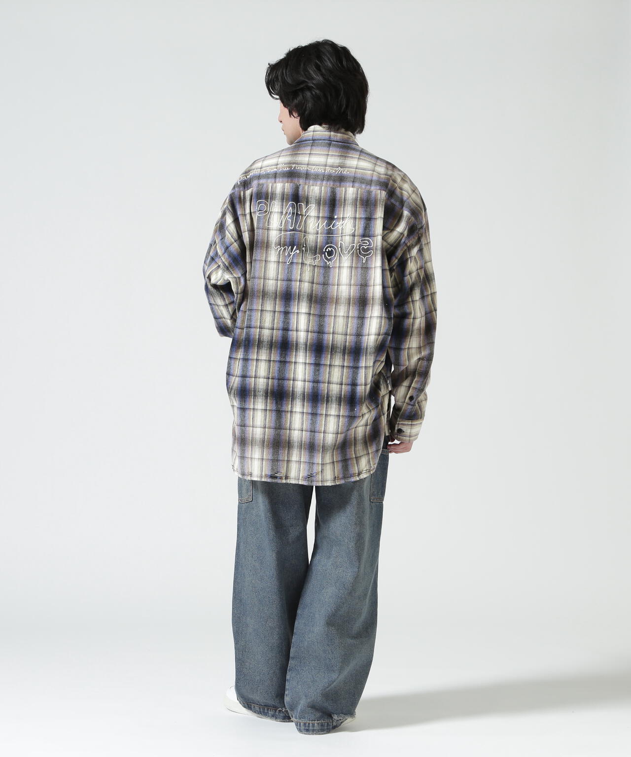 177cm B:81 W:72 H:88 着用サイズ:46
