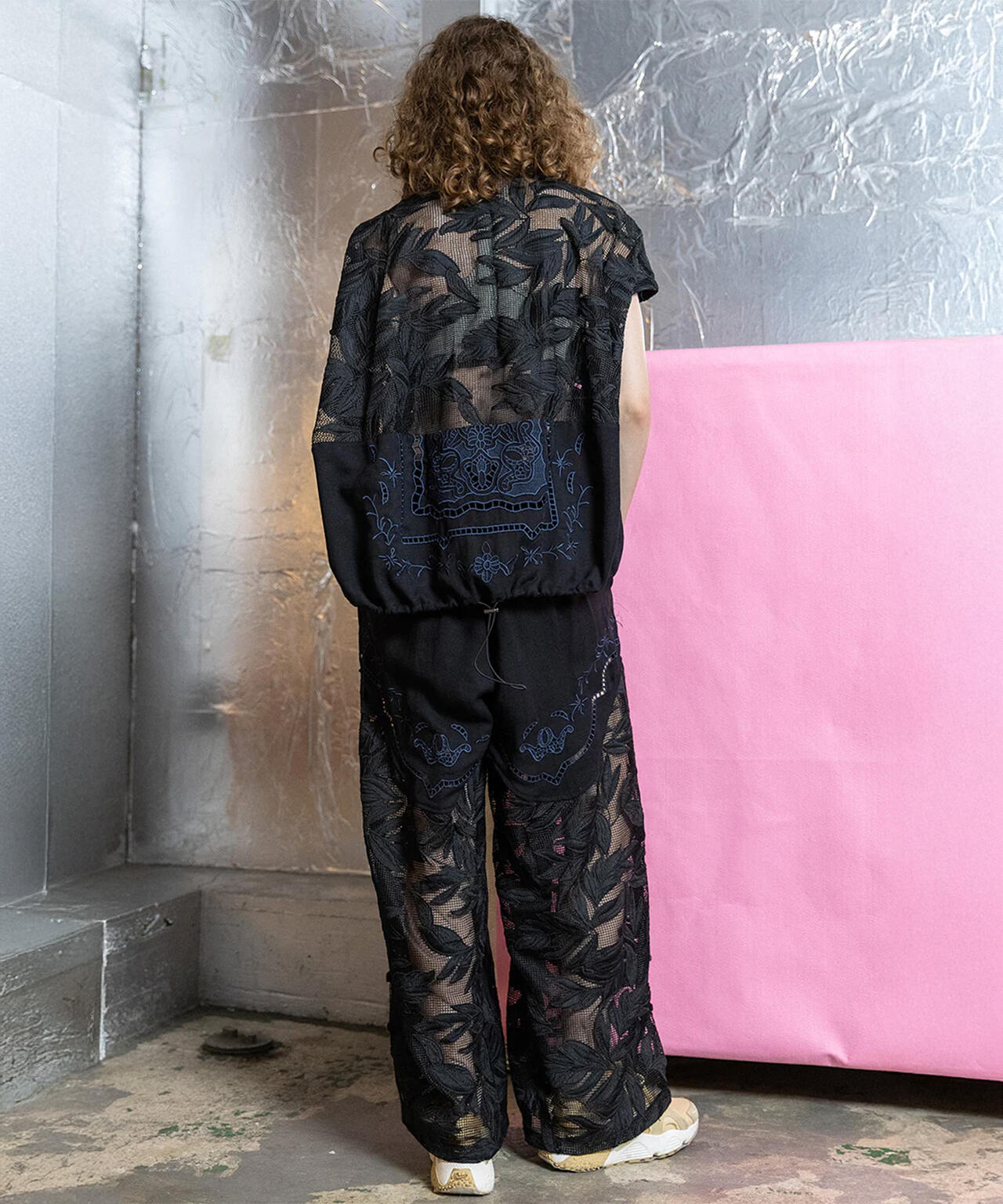 AULA AILA/アウラアイラ/CUTWORK EMBROIDERED SHIRT