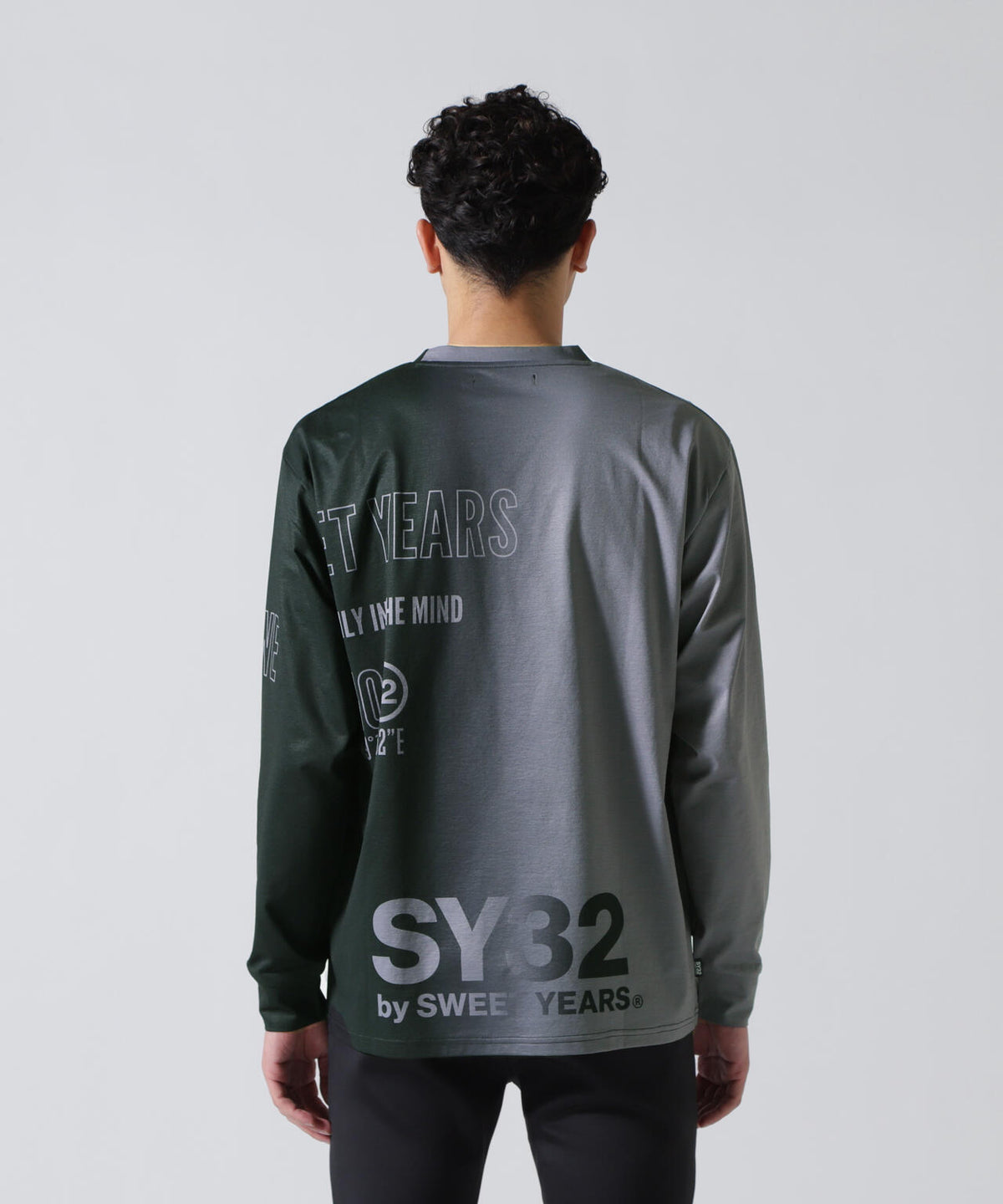 SY32 by SWEET YEARS/エスワイサーティトゥ バイ スィートイヤーズ/GRADATION LOGO L/S TEE