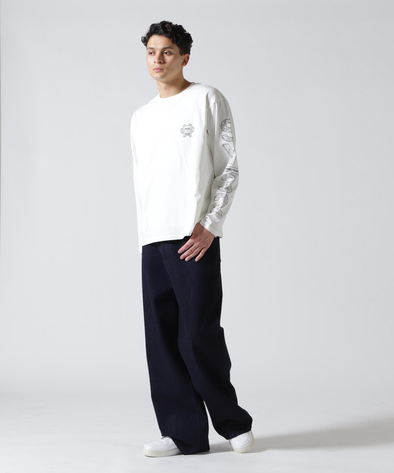SY32 by SWEET YEARS/エスワイサーティトゥ バイ スィートイヤーズ/NEO SHIELD LOGO L/S TEE
