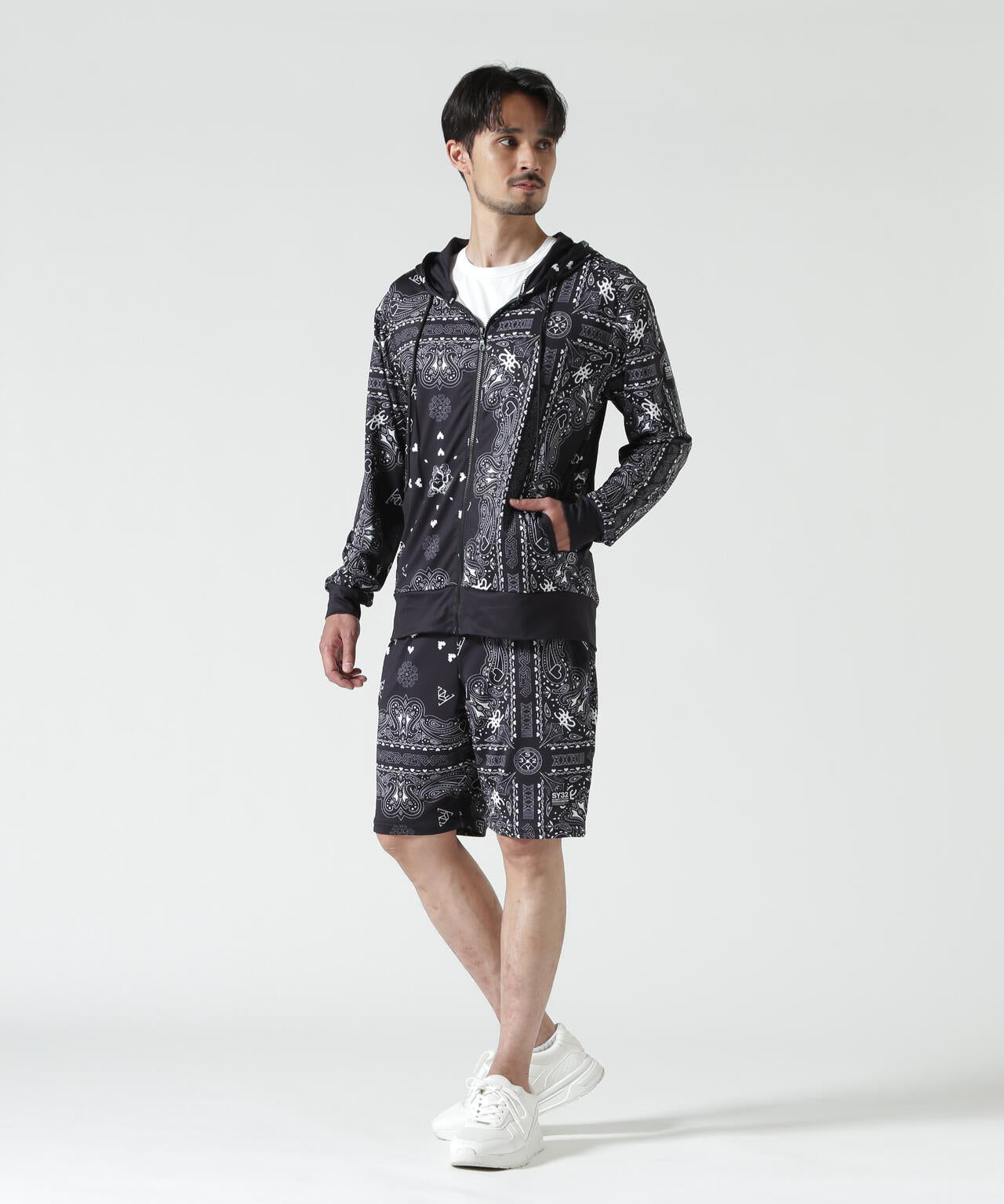 SY32 by SWEET YEARS /RASH GUARD GRAPHIC ZIP HD