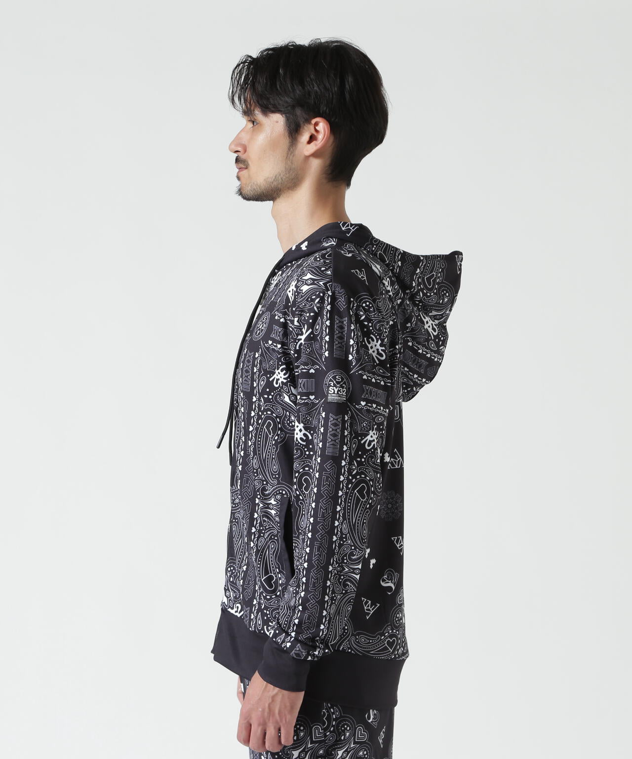 SY32 by SWEET YEARS /RASH GUARD GRAPHIC ZIP HD