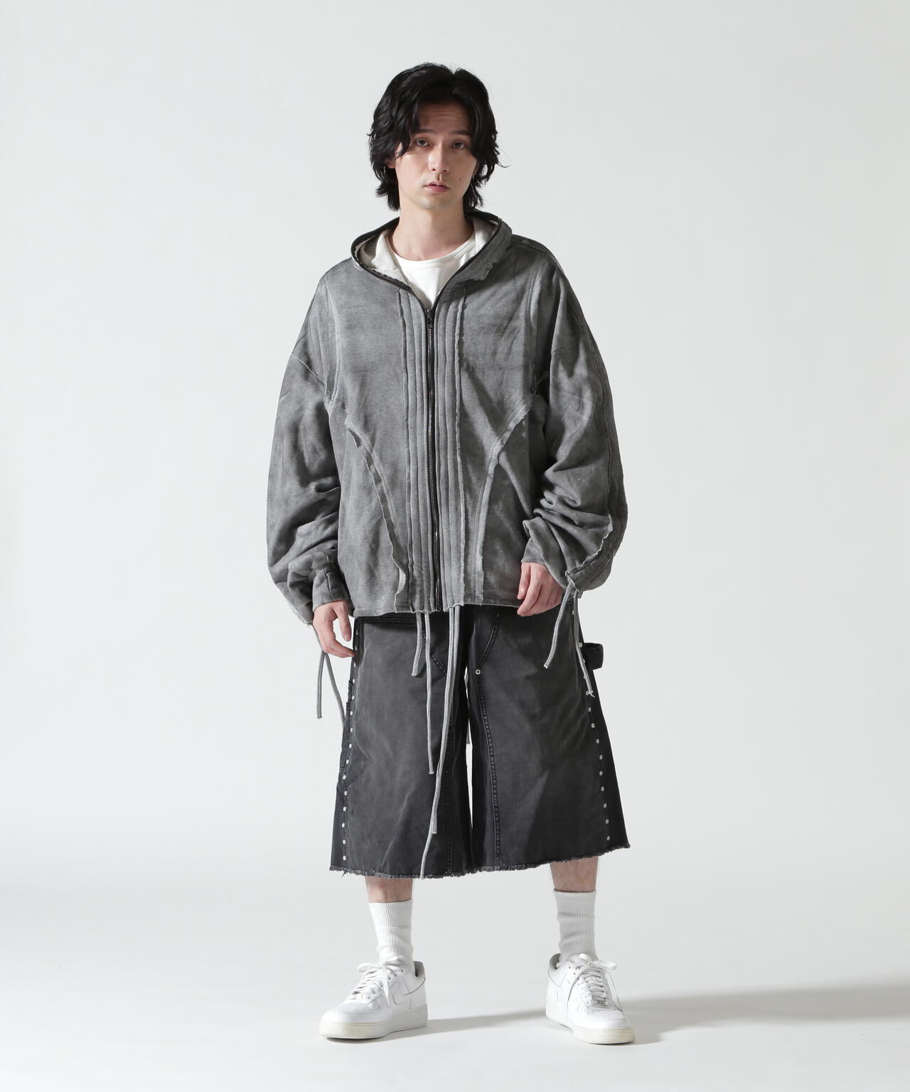 177cm B:81 W:72 H:88 着用サイズ:L