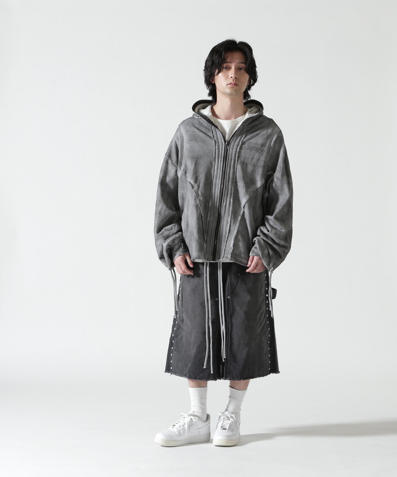 177cm B:81 W:72 H:88 着用サイズ:L