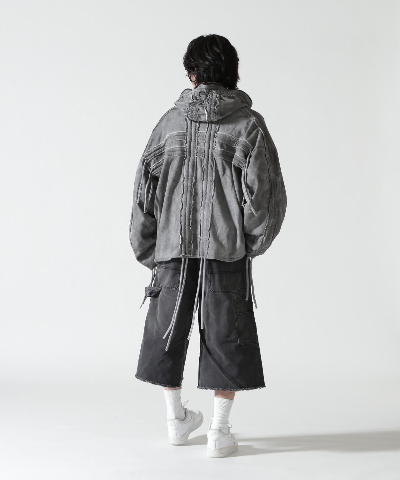 177cm B:81 W:72 H:88 着用サイズ:L