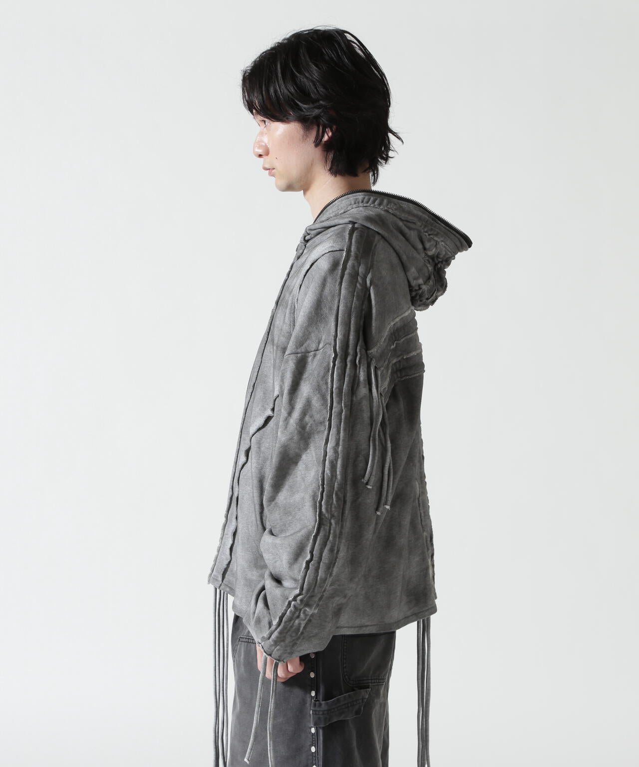 177cm B:81 W:72 H:88 着用サイズ:L